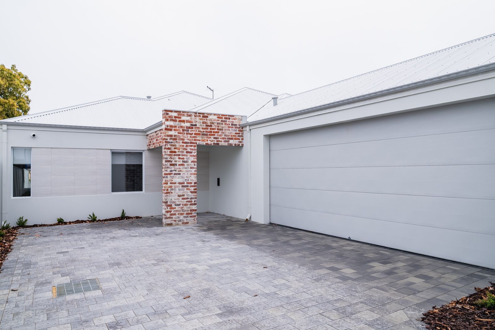 Live with Confidence : 3-Bedroom Home for Sharing PLUS Separate 2-Bedroom Villa for Single Occupancy Disability Accommodation — Home image 5