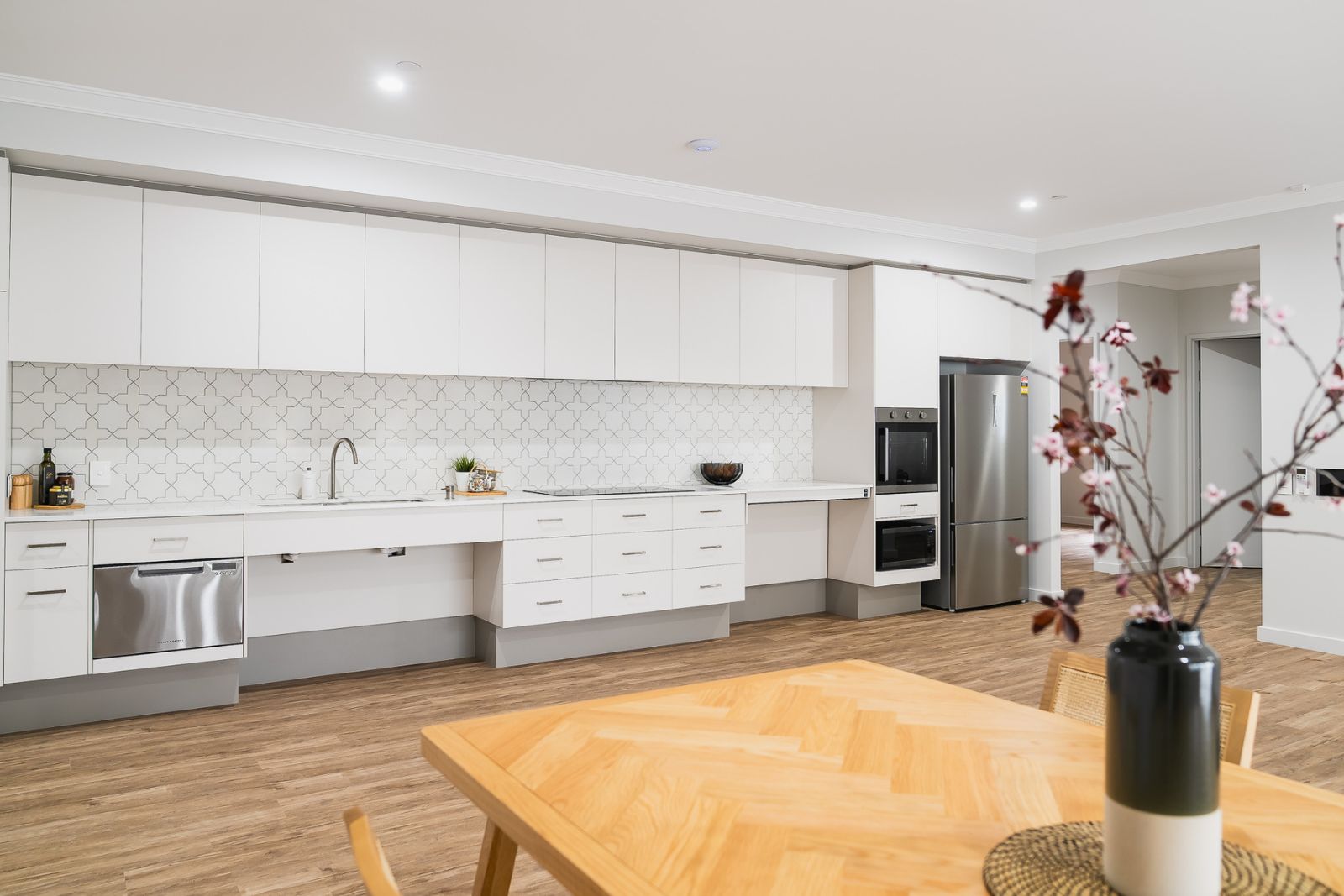 Live with Confidence : 3-Bedroom Home for Sharing PLUS Separate 2-Bedroom Villa for Single Occupancy Disability Accommodation — Home image 8