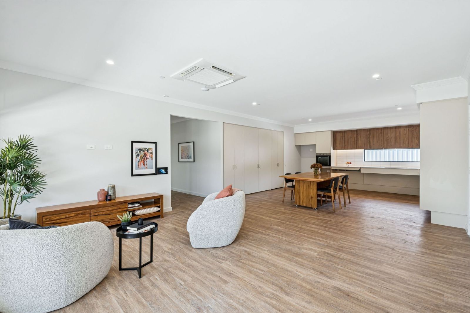 Clever Design for More Privacy: 2-Bedroom Duplex style home for sharing (x2) Disability Accommodation — Home image 10
