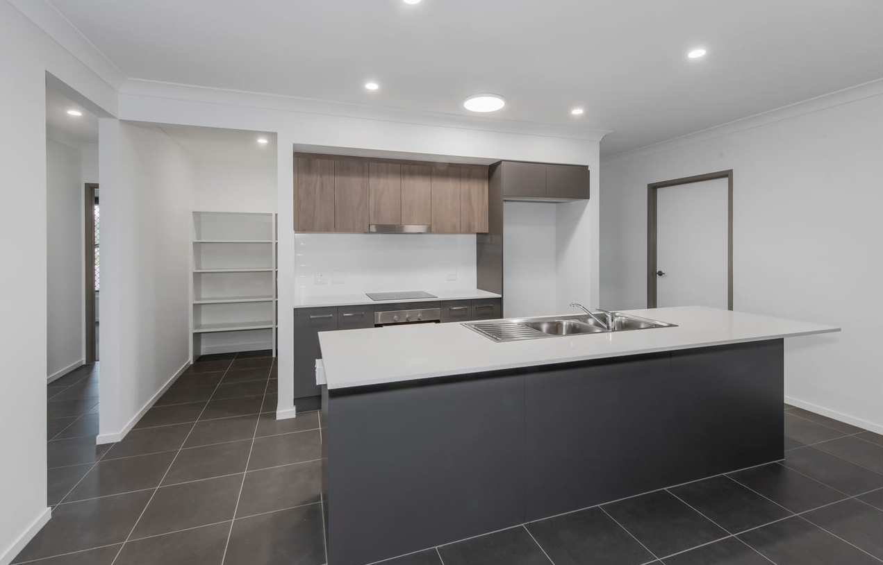Gleneagle, Beaudesert Qld - Improved Livability House — Home image 2