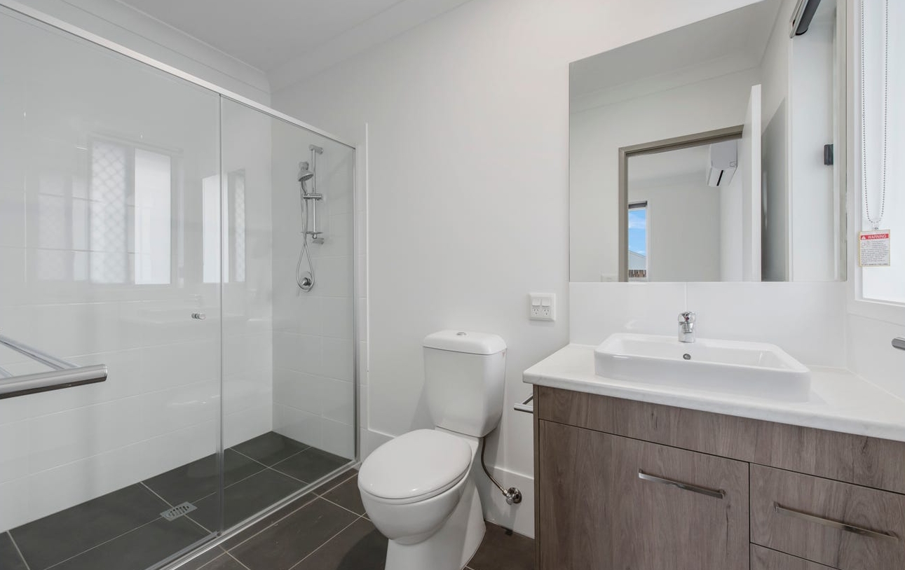 Gleneagle, Beaudesert Qld - Improved Livability House — Home image 6