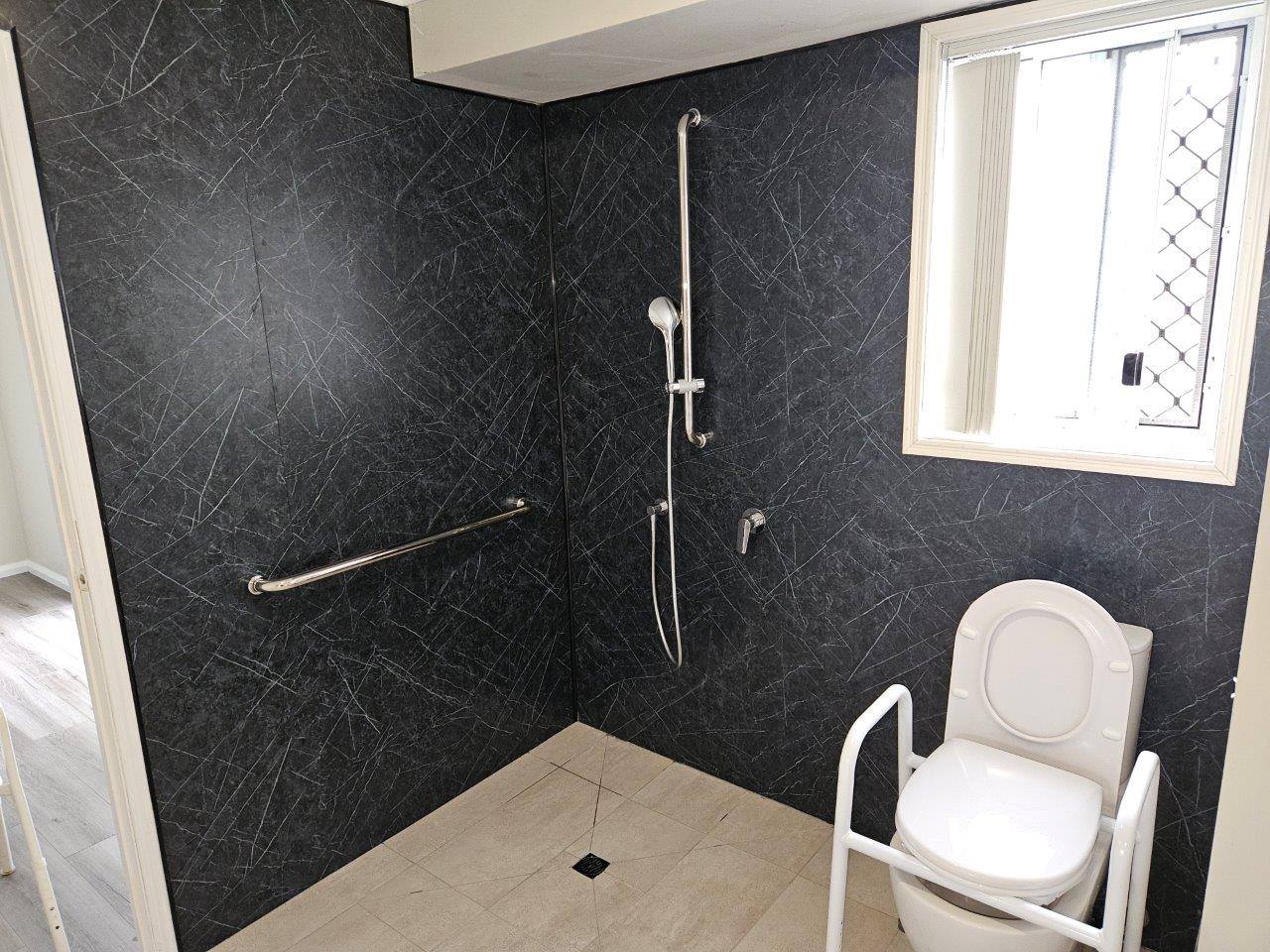 Large SIL Accommodation Sunshine Coast Qld -live with others but your own space — Home image 4