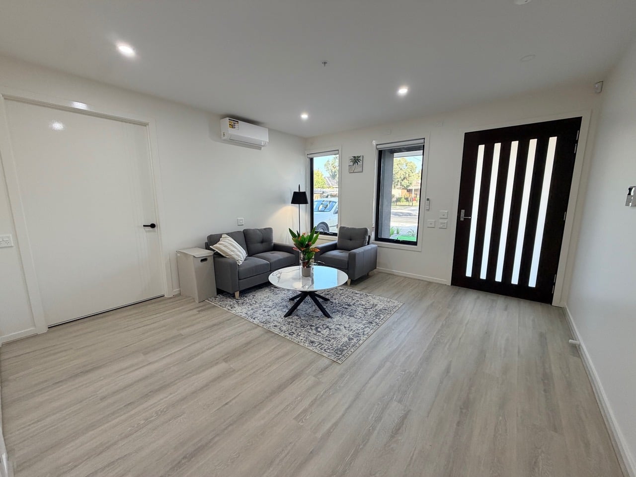 One ensuite bedroom vacancy available in a brand new house in Craigieburn — Home image 8