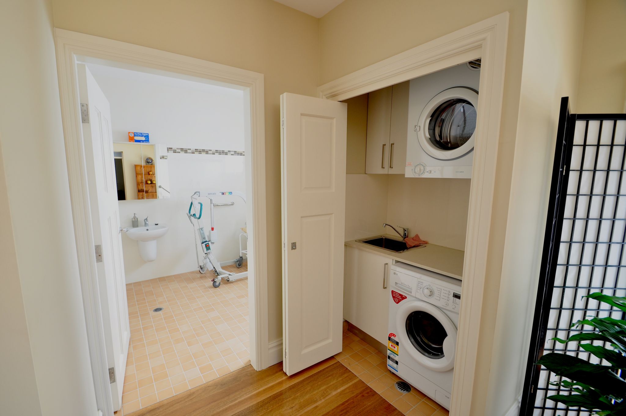 Willow Tree — Home image 9