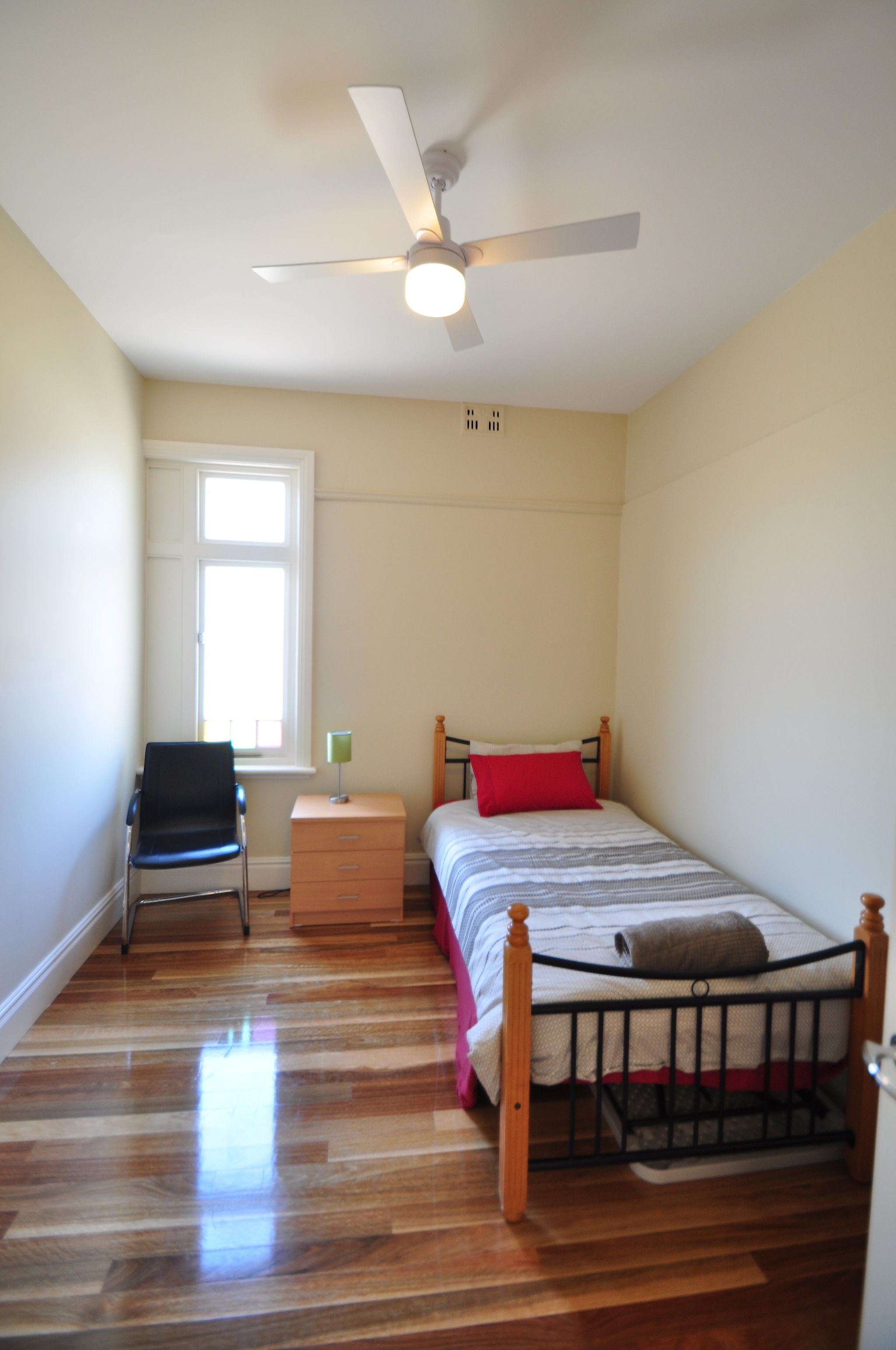 Willow Tree — Home image 13