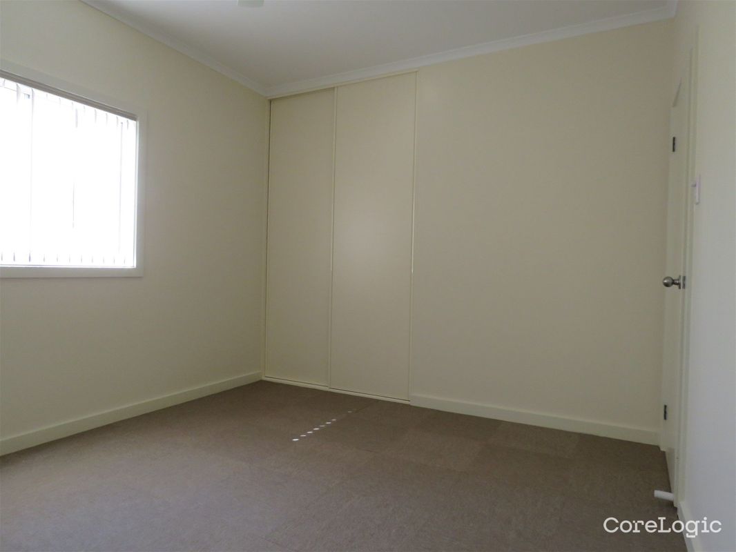 3-Bedroom House In Kadina — Home image 2