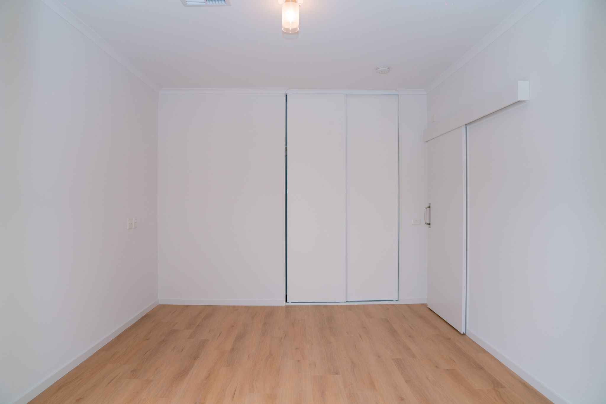 Beautiful 3-bedroom SDA home in Christie Downs — Home image 4