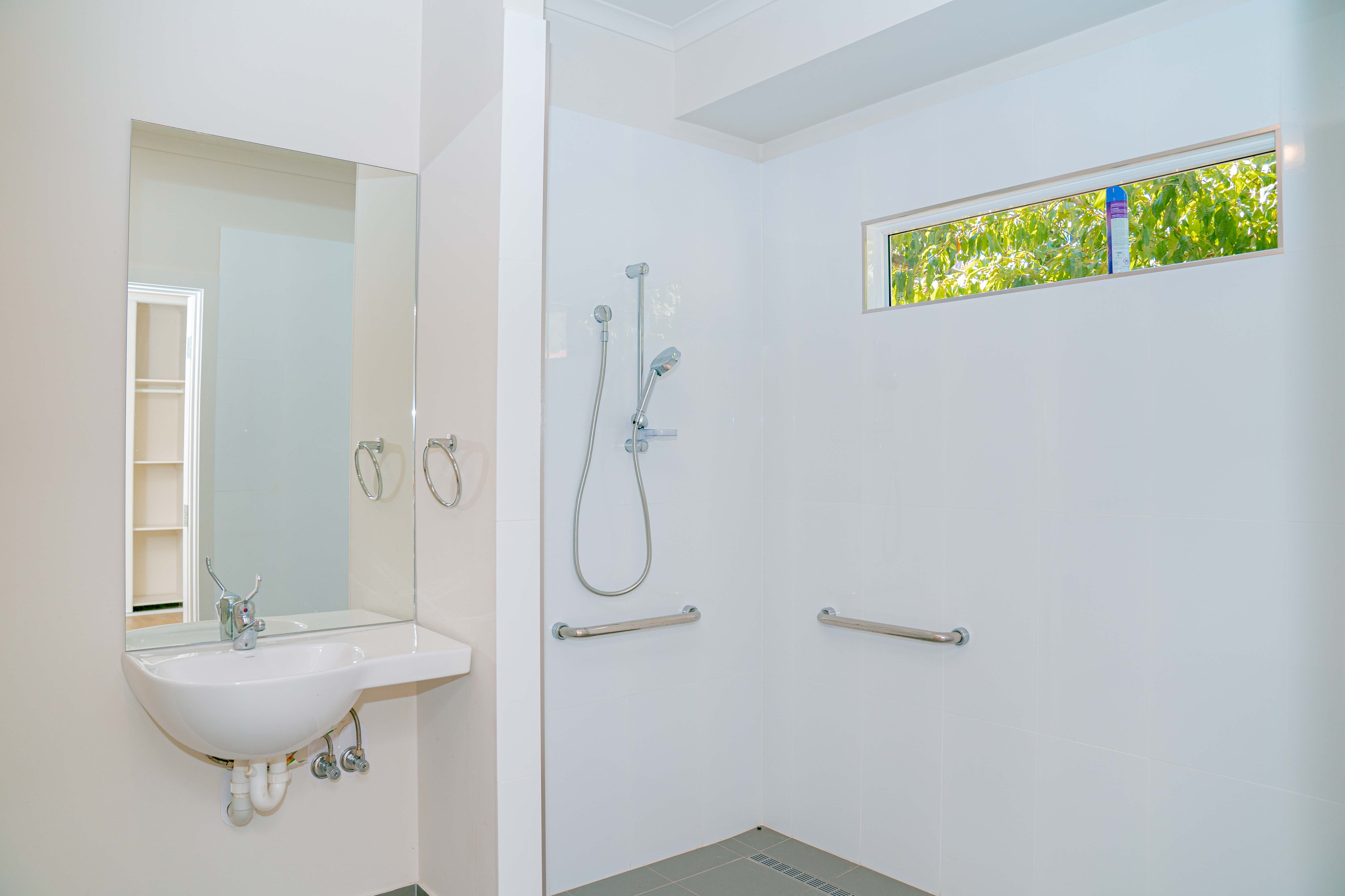 Beautiful 3-bedroom SDA home in Christie Downs — Home image 5