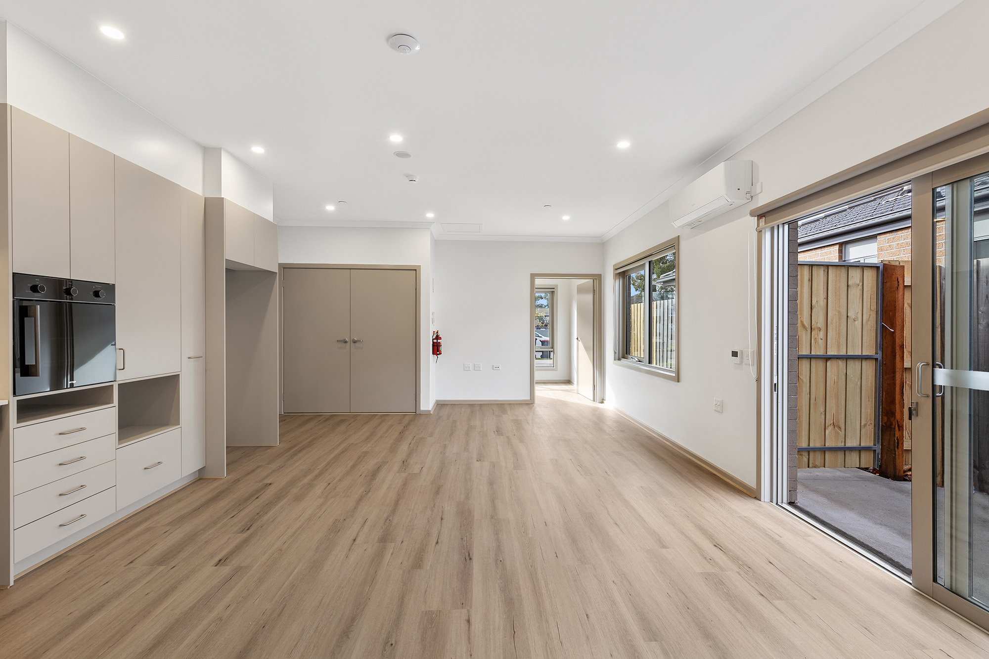 Beautiful High Physical Support House in Broadmeadows - Live with one other! — Home image 16