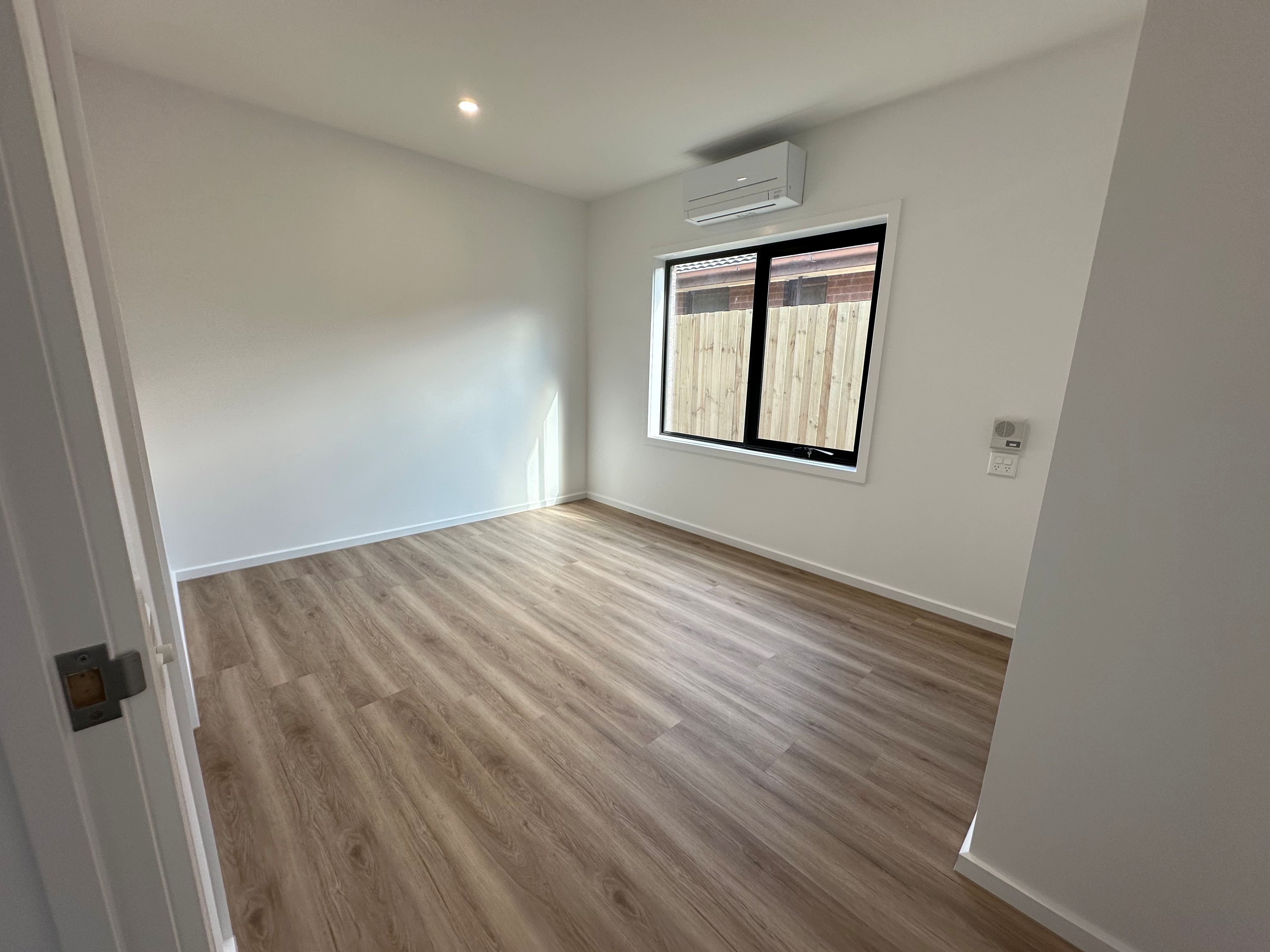 Brand New HPS Property - Craigieburn — Home image 2