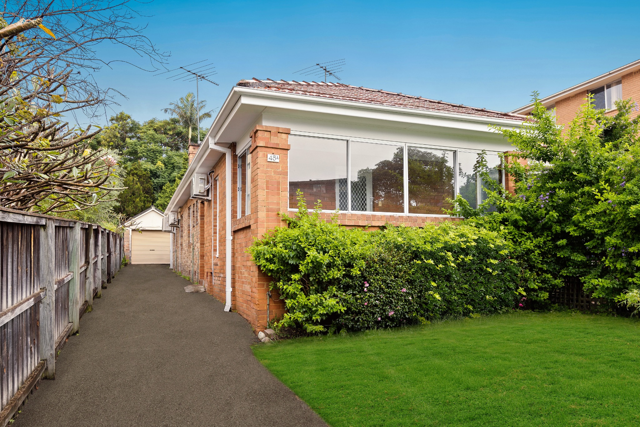 Seabreeze **1 rooms left** — Home image 2