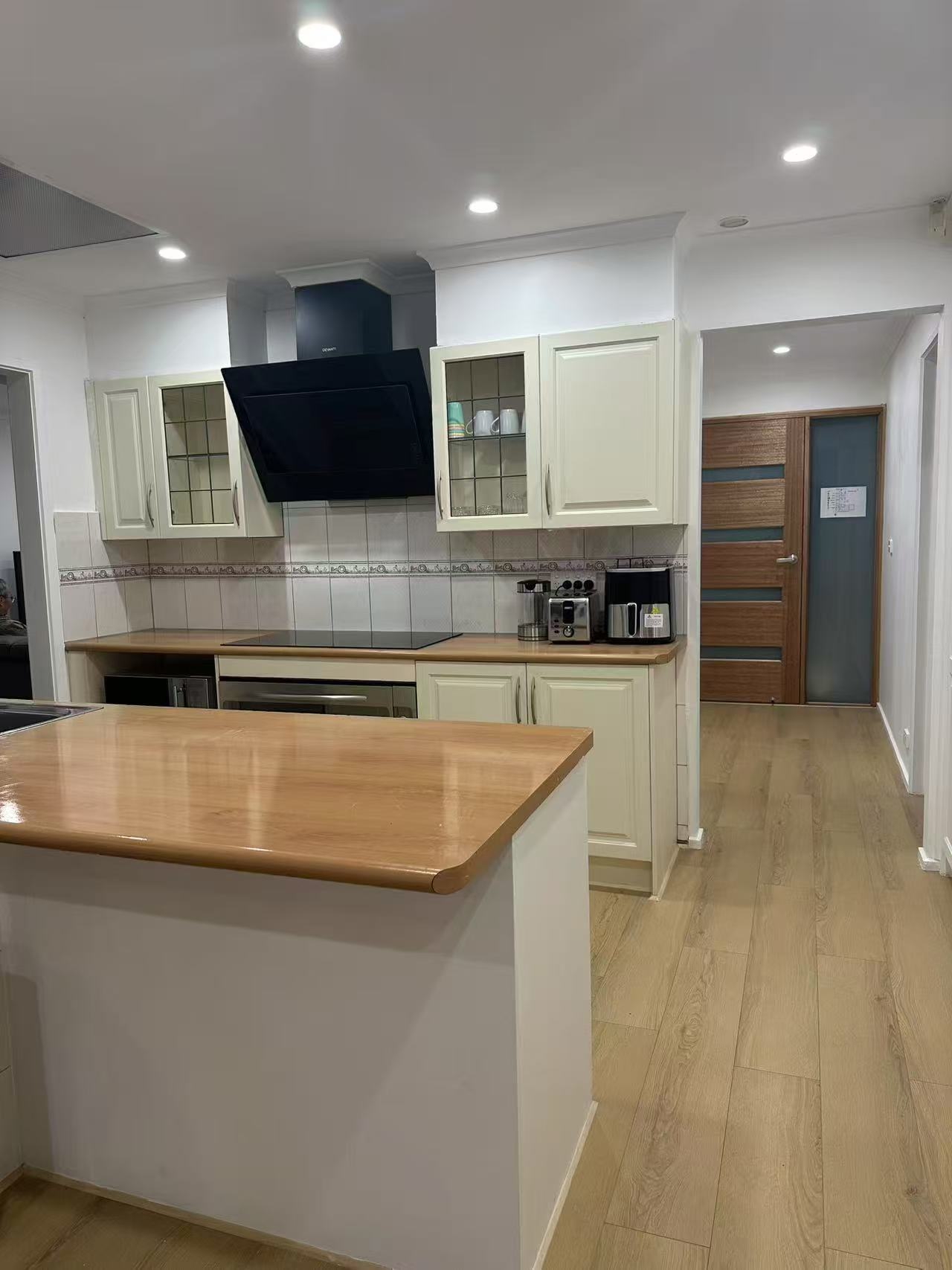 Deluxe Accessible SIL in Wantrina — Home image 5
