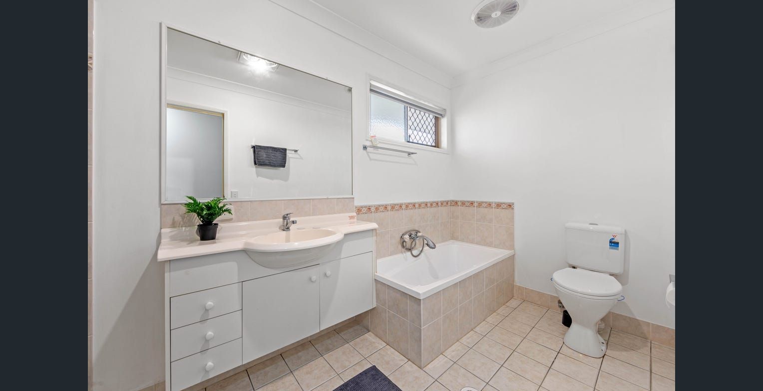 Gold Coast - Paradise Lake SIL Home available now — Home image 5