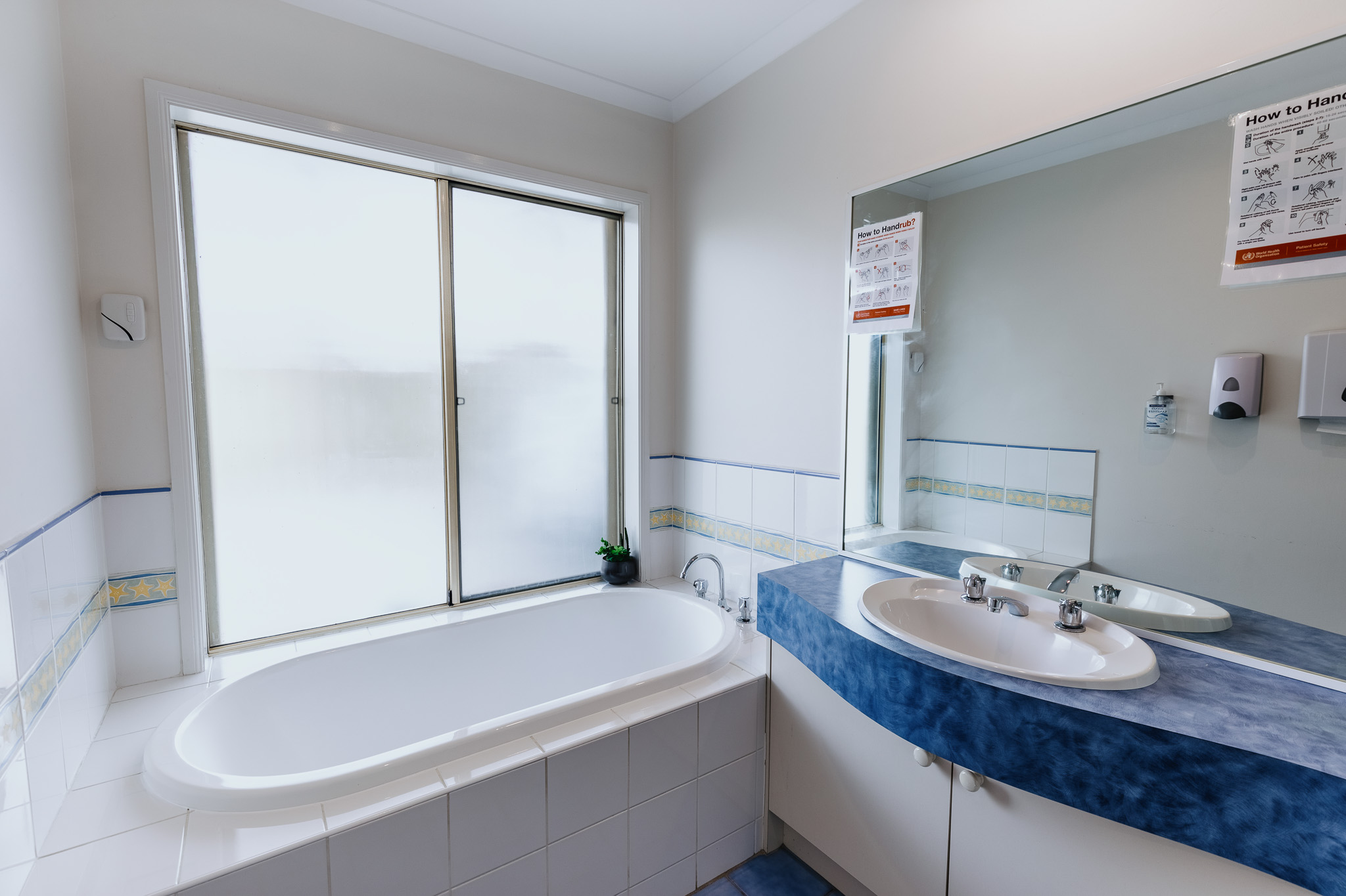 Narre Warren Home: Accessible Living with Gym, Table Tennis & BBQ — Home image 2