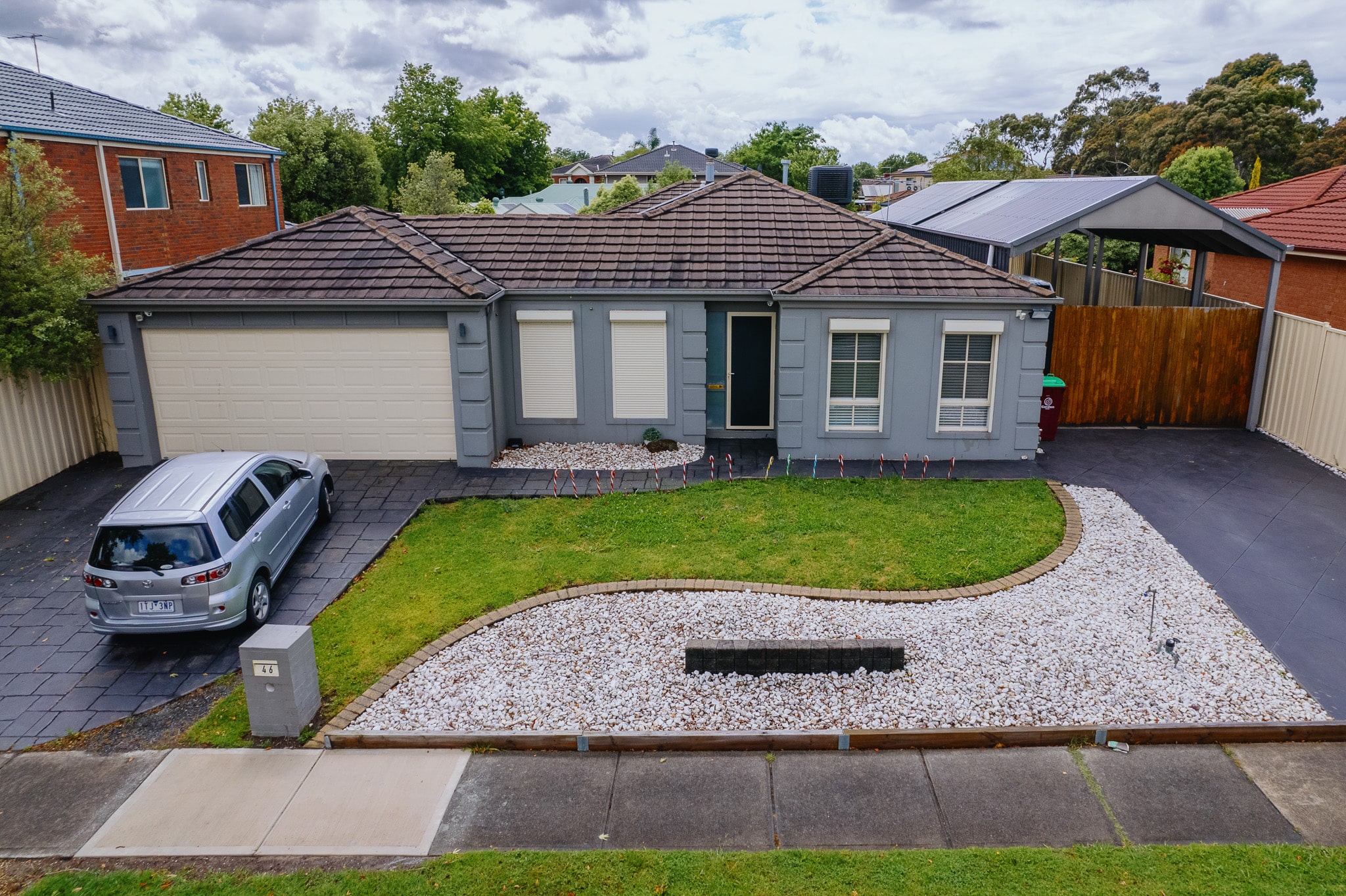 Narre Warren Home: Accessible Living with Gym, Table Tennis & BBQ — Home image 13