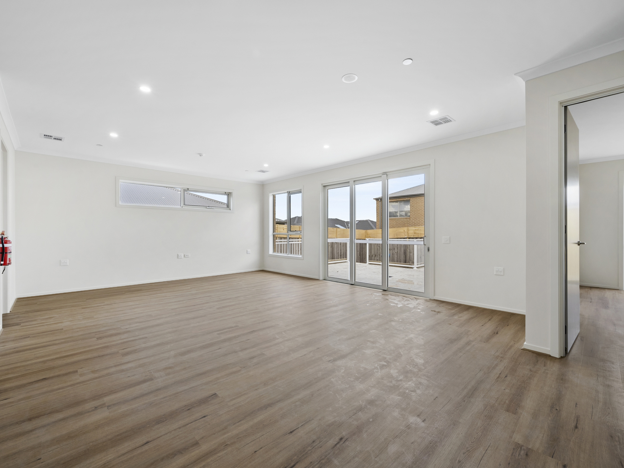 Brand-New Robust SDA Home in the Heart of Officer — Home image 4