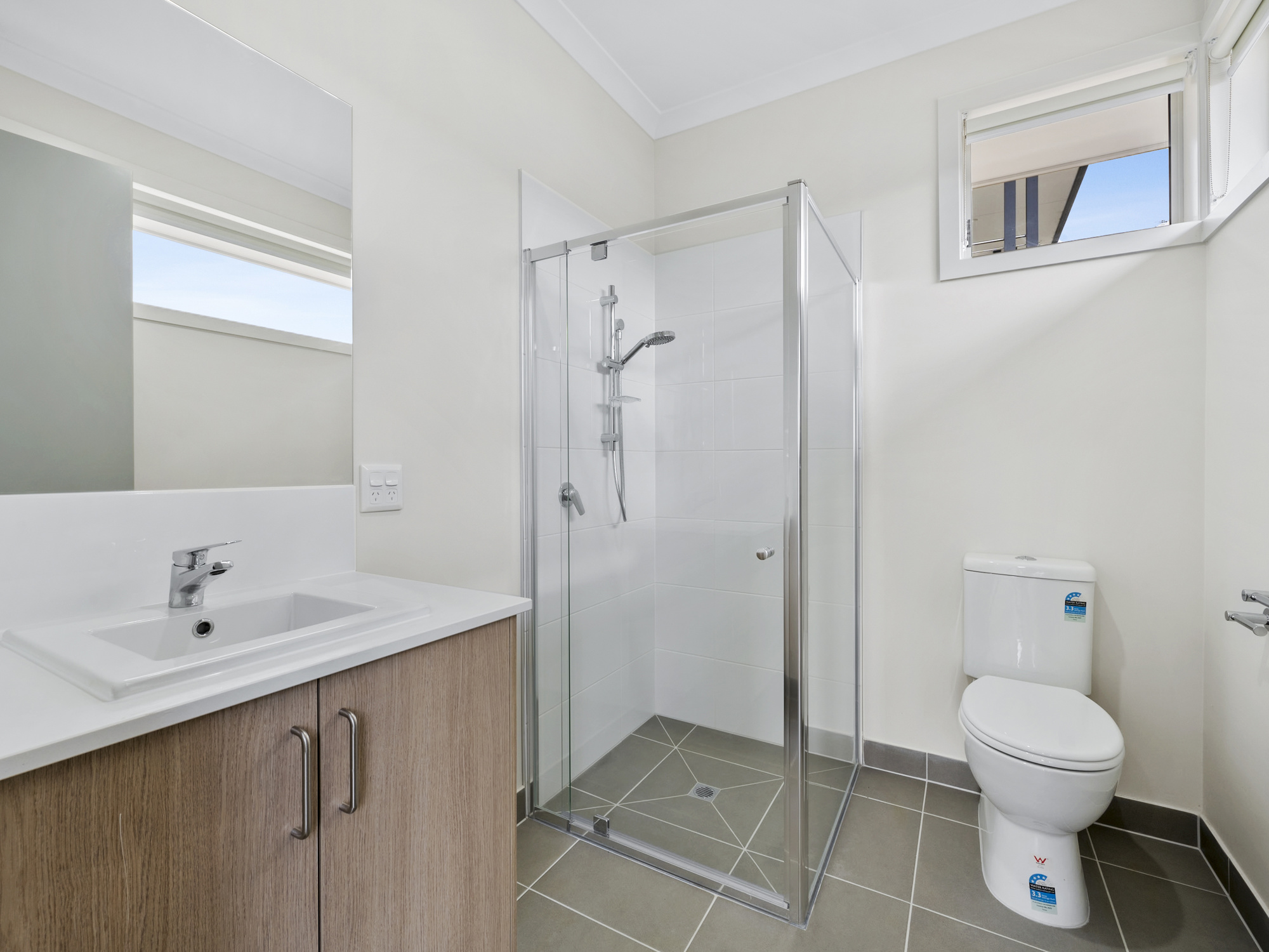 Brand-New Robust SDA Home in the Heart of Officer — Home image 6