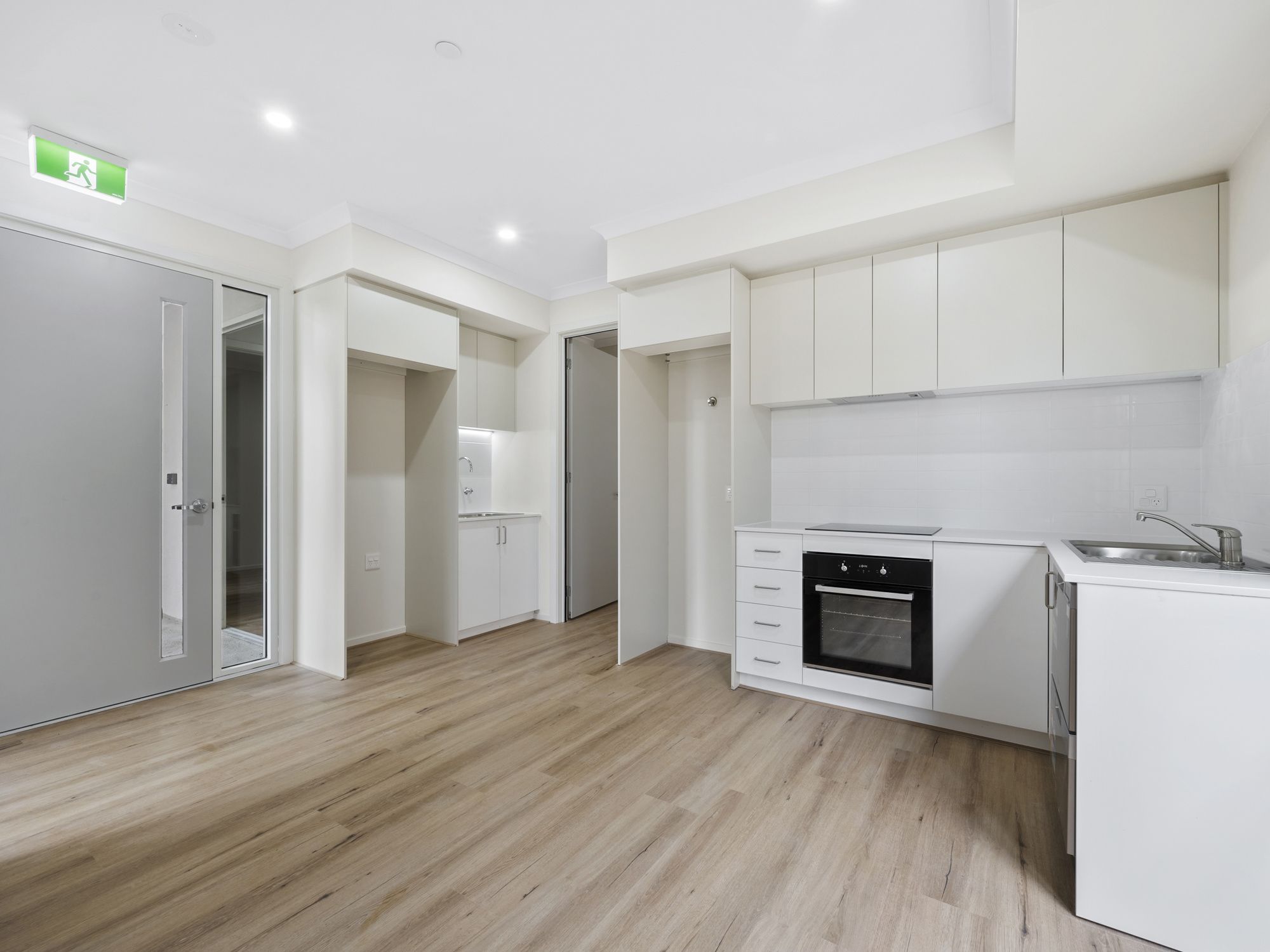 Brand-New Robust SDA Home in the Heart of Officer — Home image 9