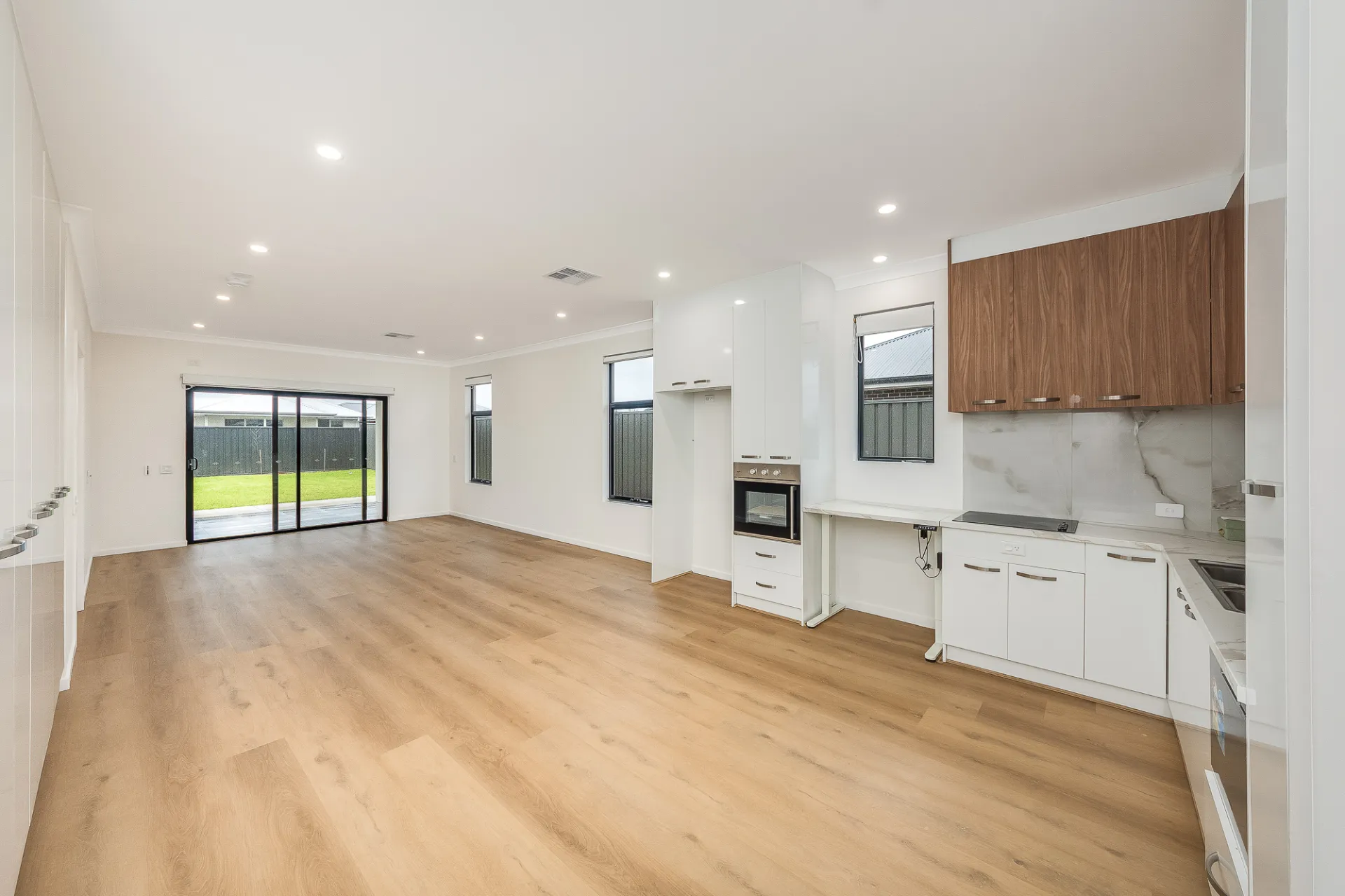 P 129 Grassmere — Home image 2