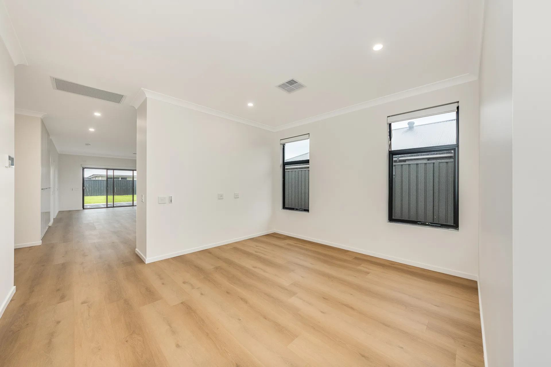 P 129 Grassmere — Home image 6