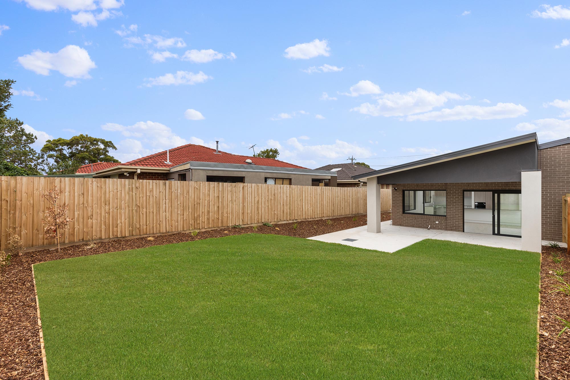 Modern 2-bedroom living in St.Albans — Home image 5