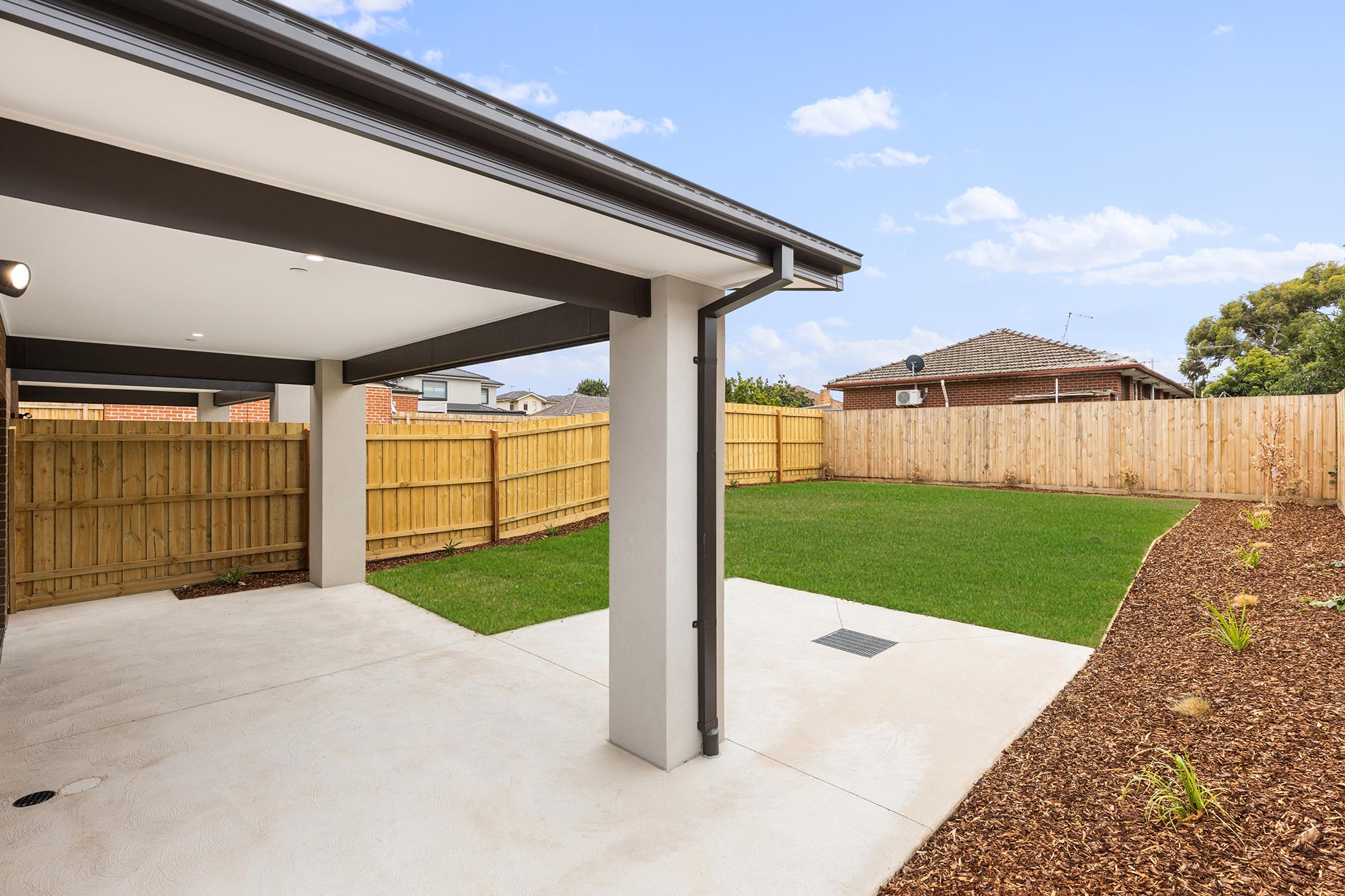 Modern 2-bedroom living in St.Albans — Home image 6
