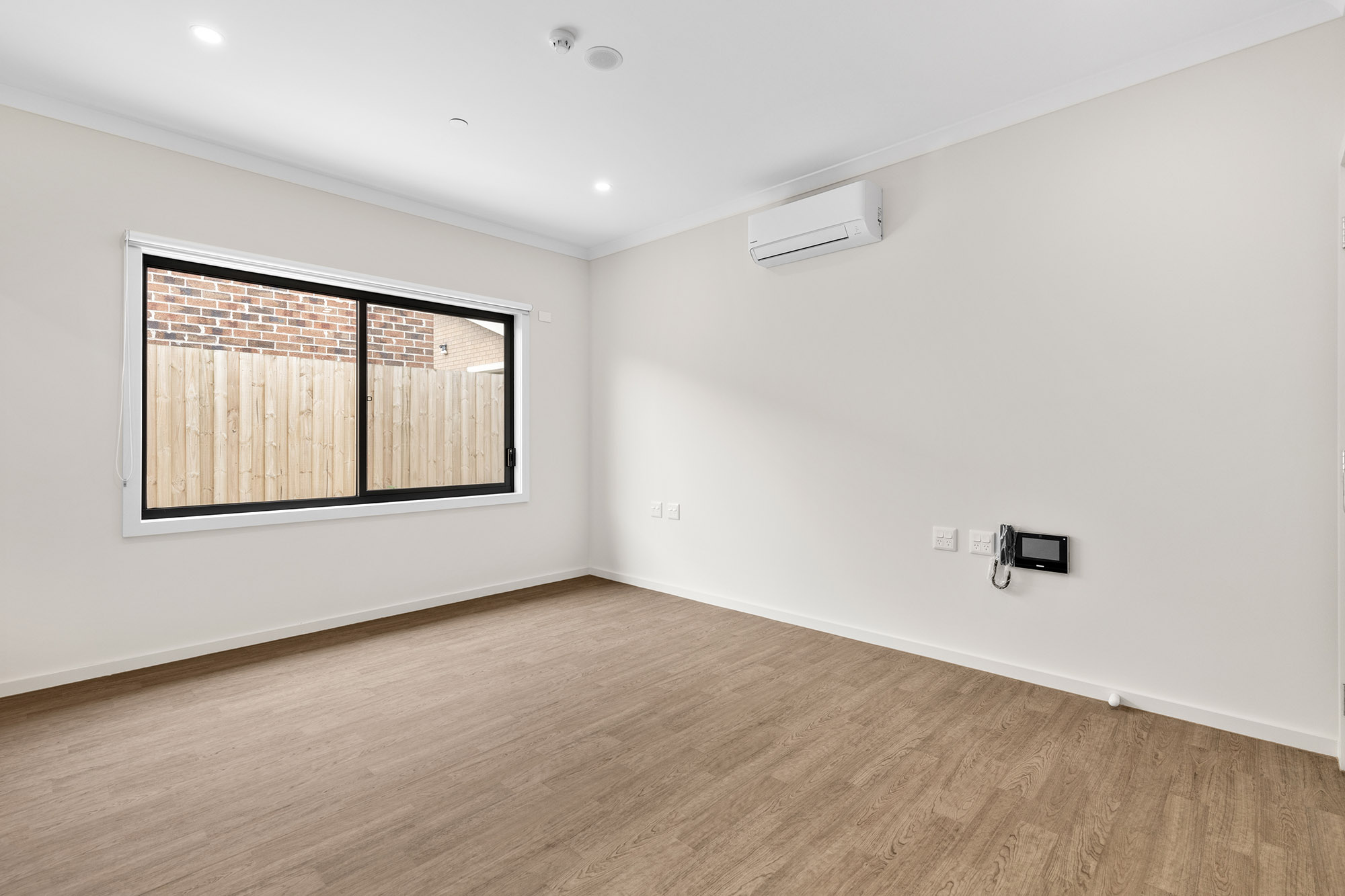 Modern 2-bedroom living in St.Albans — Home image 11