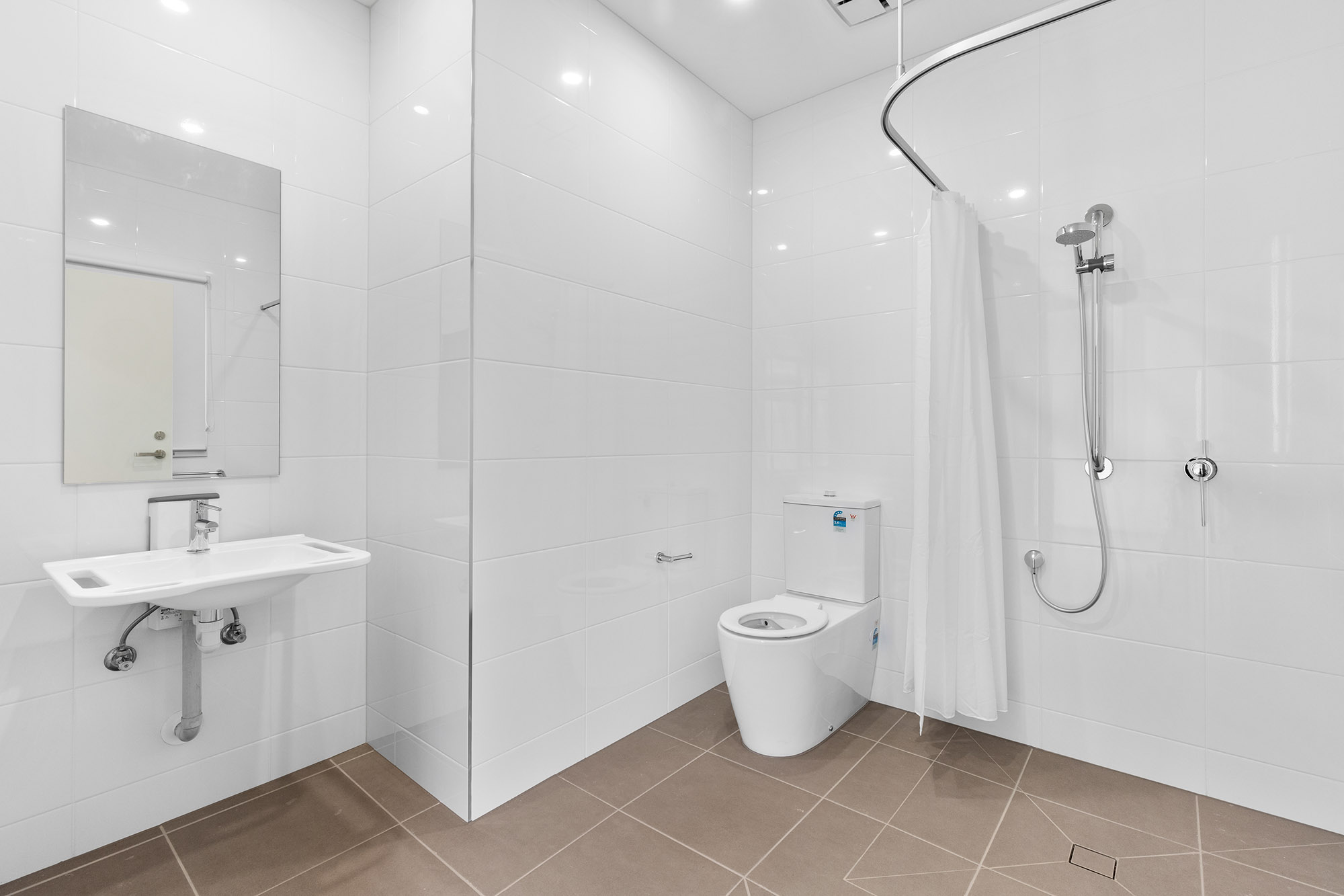 Modern 2-bedroom living in St.Albans — Home image 14