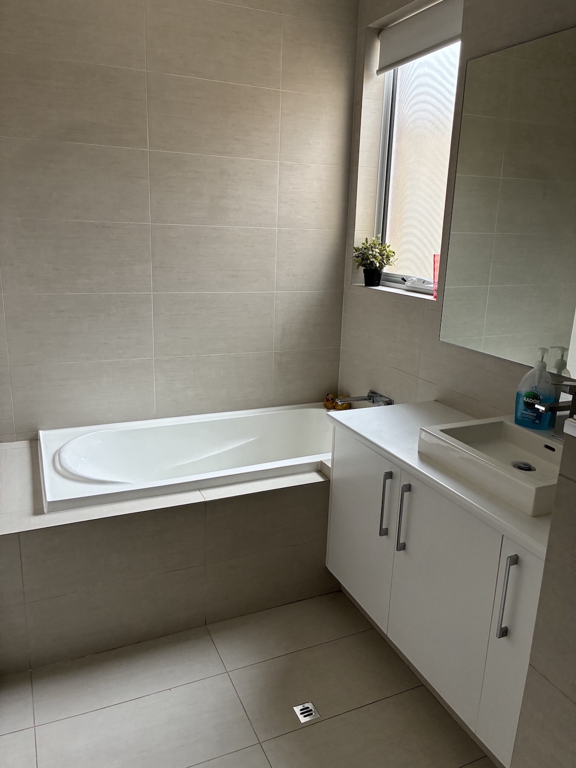 Stylish and Modern SIL Home in Belmont (Djilba) — Home image 6