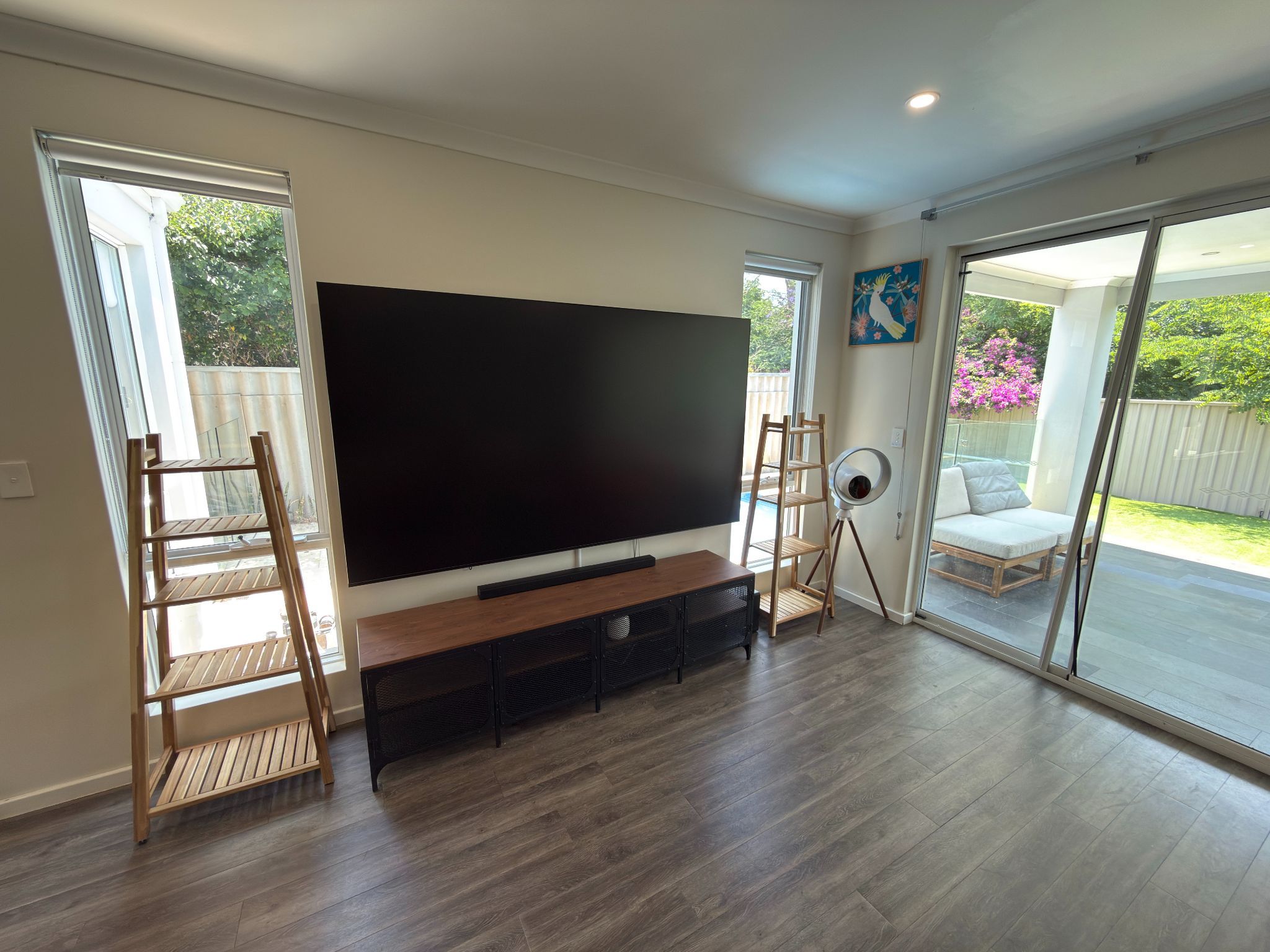 Stylish and Modern SIL Home in Belmont (Djilba) — Home image 6