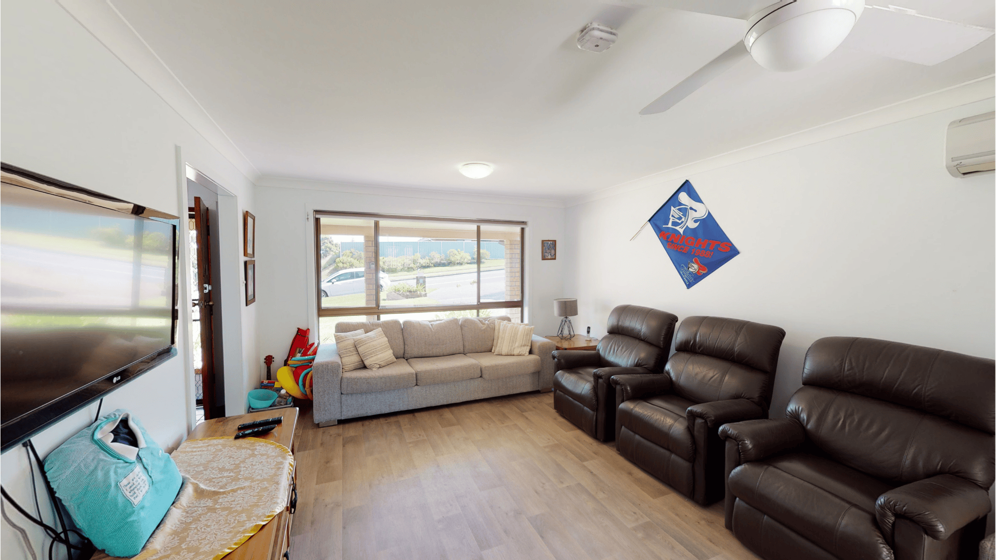 Raymond Terrace, Newcastle — Home image 2