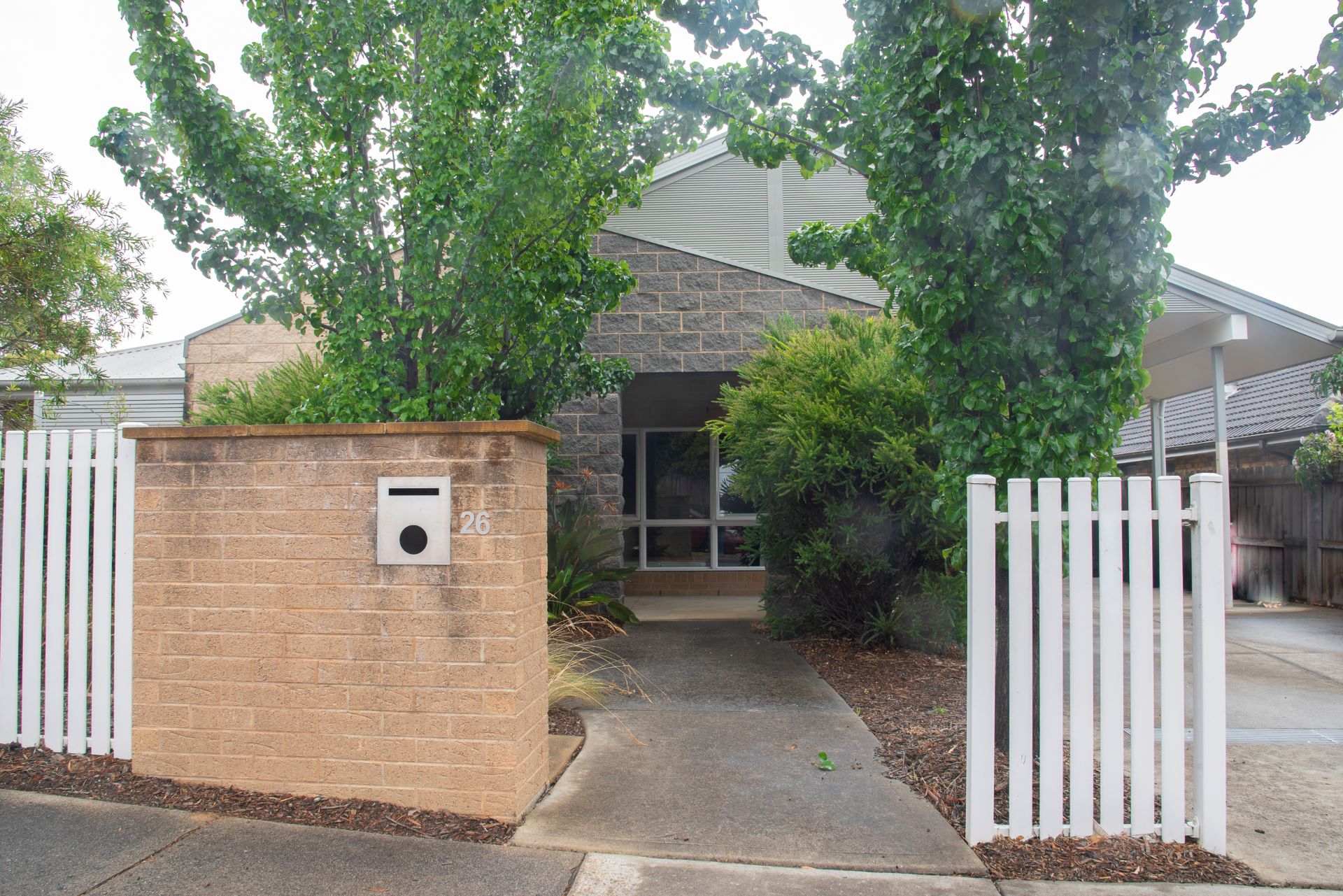 HPS Accommodation in the heart of Frankston — Home image 3