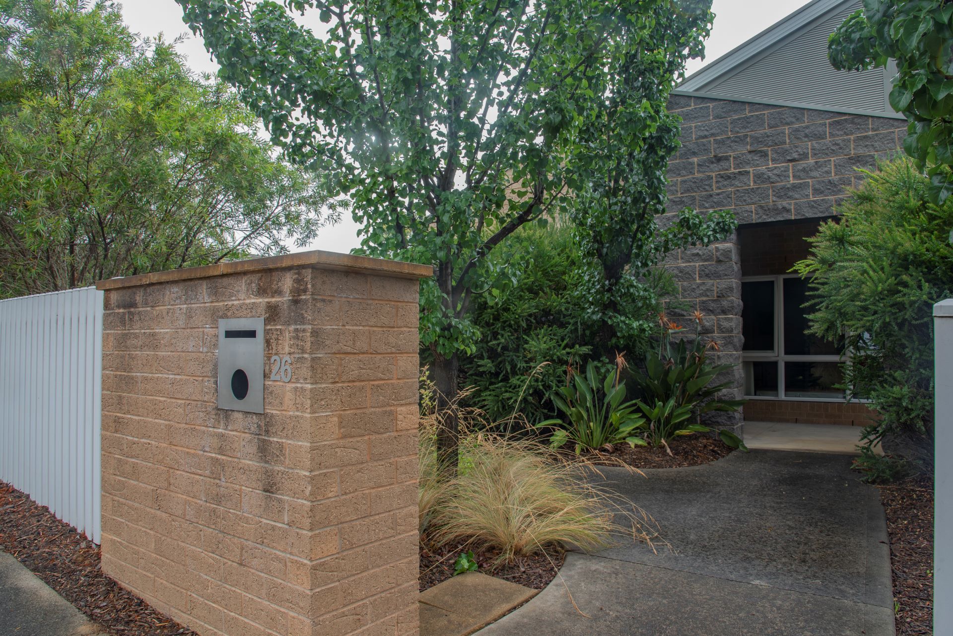 HPS Accommodation in the heart of Frankston — Home image 4