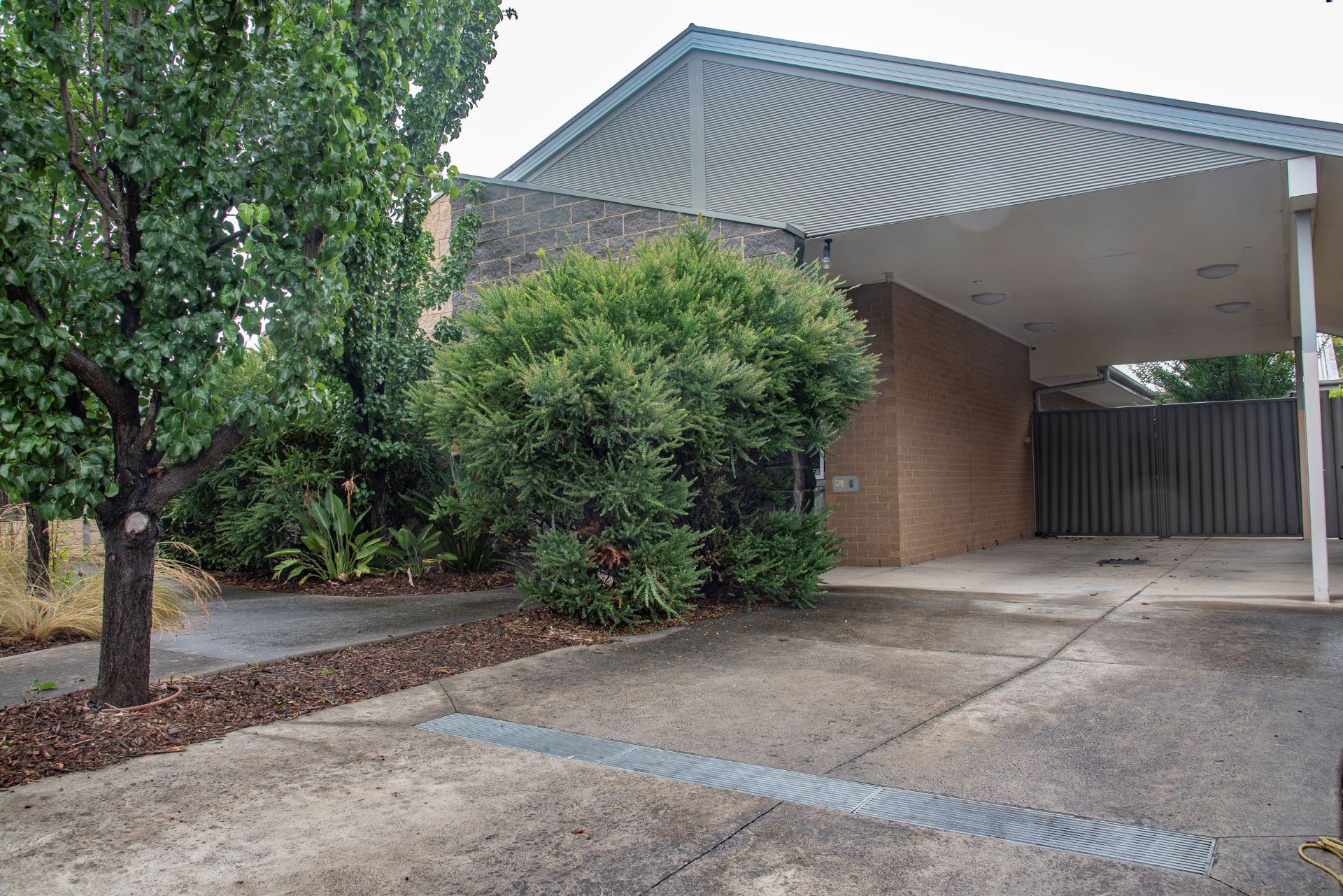HPS Accommodation in the heart of Frankston — Home image 5