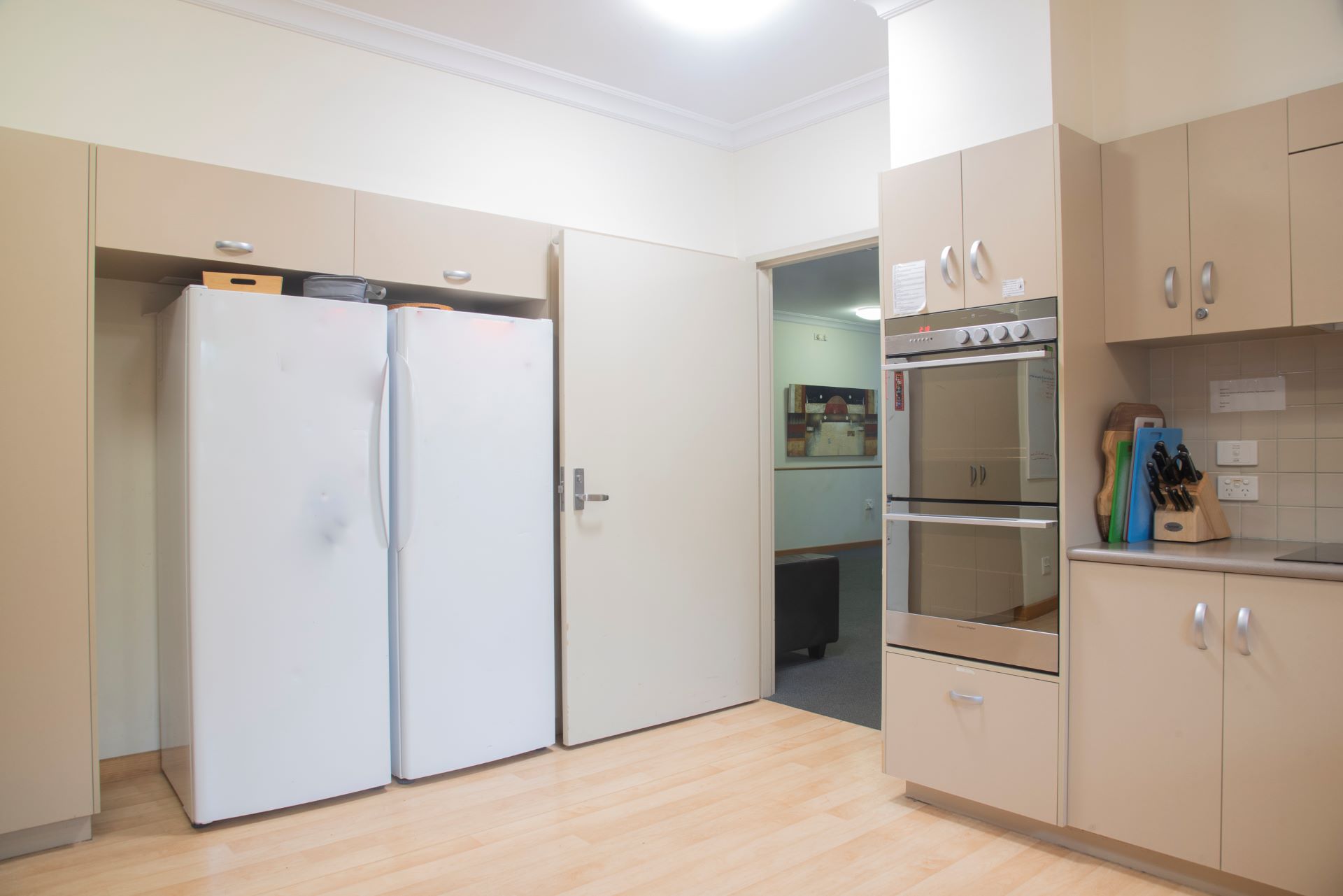 HPS Accommodation in the heart of Frankston — Home image 12