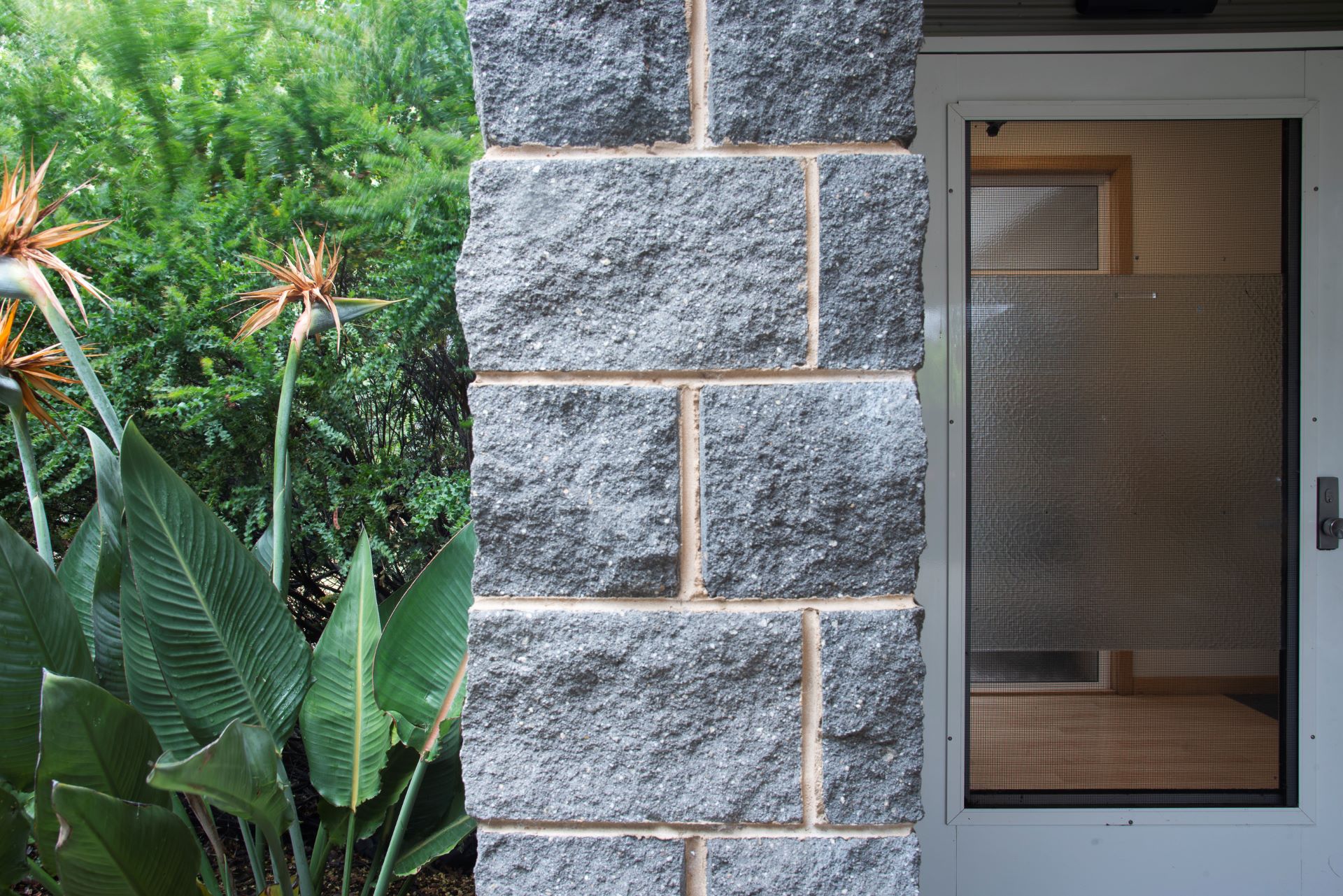 HPS Accommodation in the heart of Frankston — Home image 17