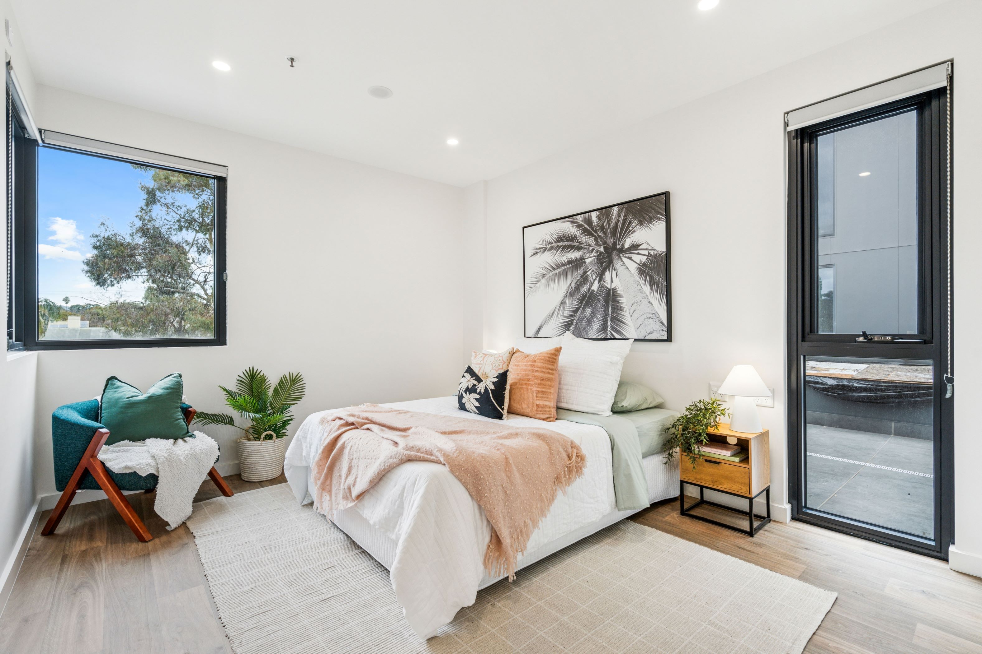 HACKNEY - HPS/FA SDA APARTMENTS AVAILABLE NOW — Home image 9