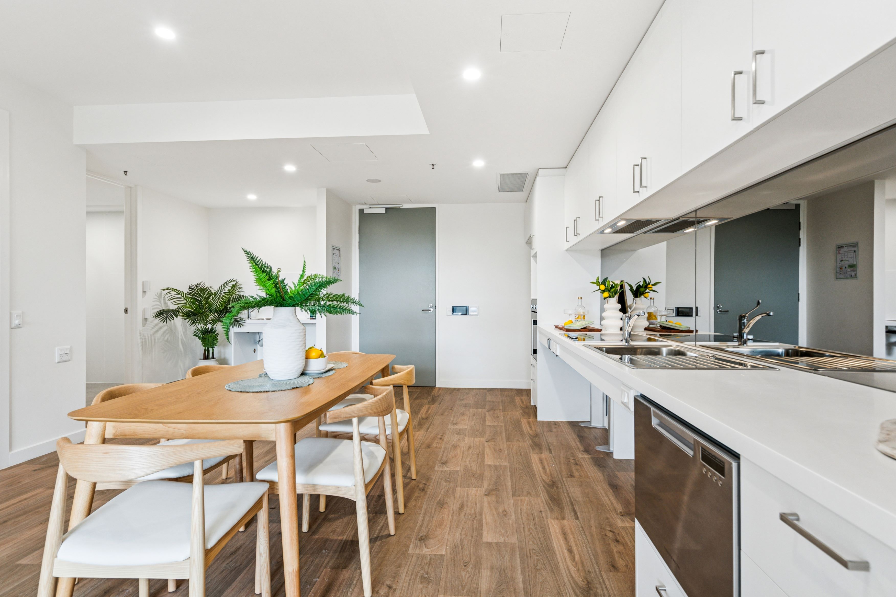 HACKNEY - HPS/FA SDA APARTMENTS AVAILABLE NOW — Home image 16