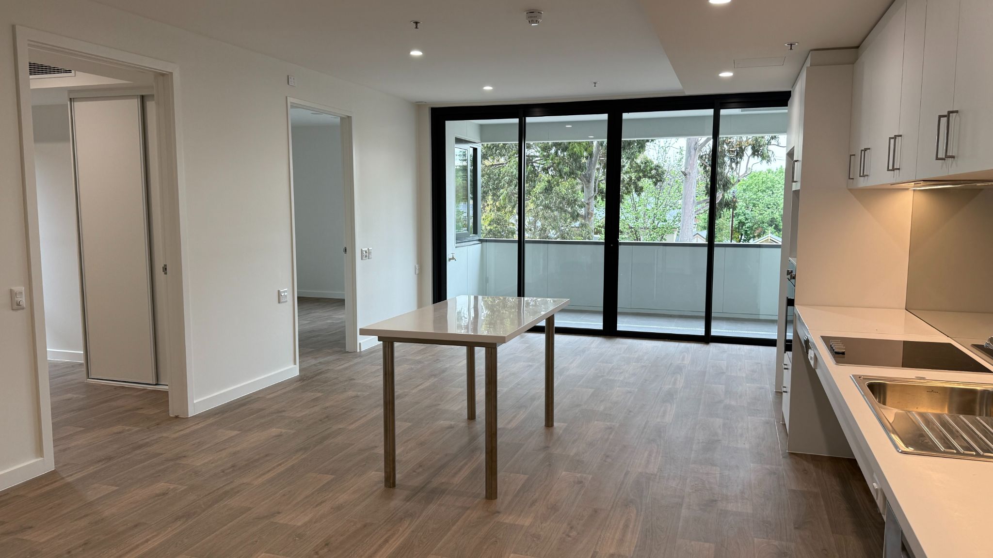 HACKNEY - HPS/FA SDA APARTMENTS AVAILABLE NOW — Home image 7