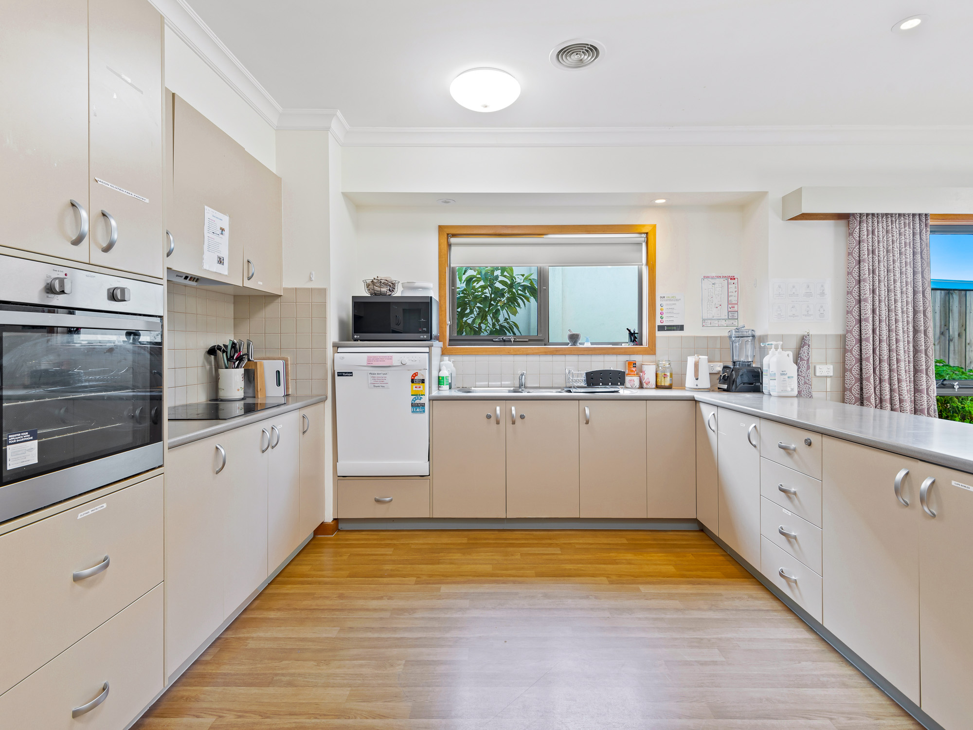 Light-filled, comfortable SDA design category ‘Improved Liveability’ in Mont Albert North, VIC — Home image 4