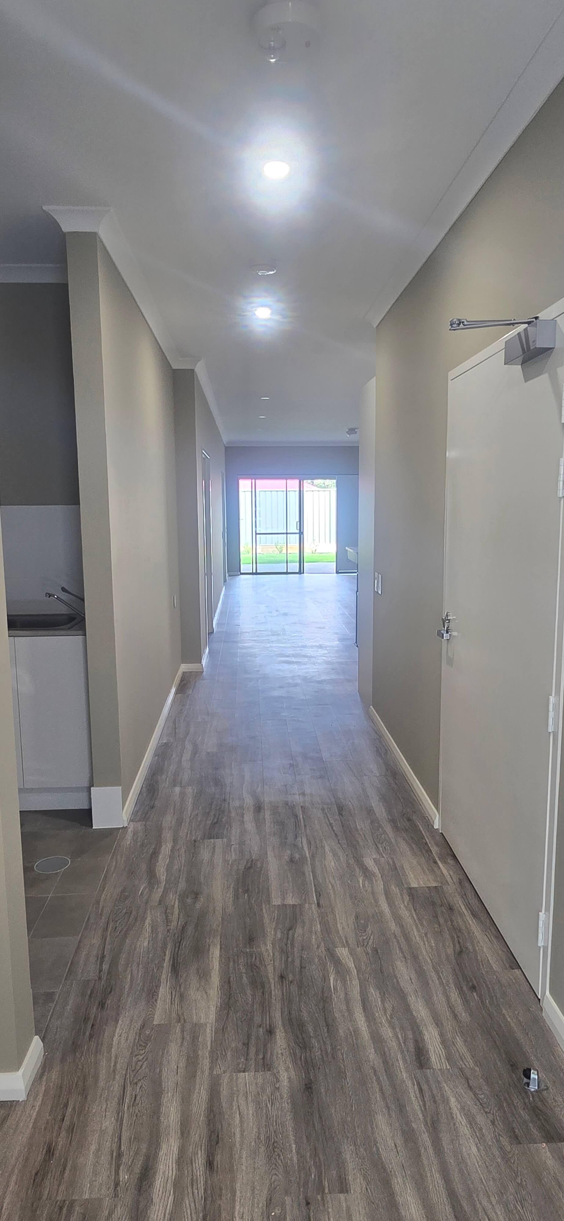 Coastal 2 Bed HPS Home - OOA Room for 24/7 Support Available - Kwinana — Home image 5