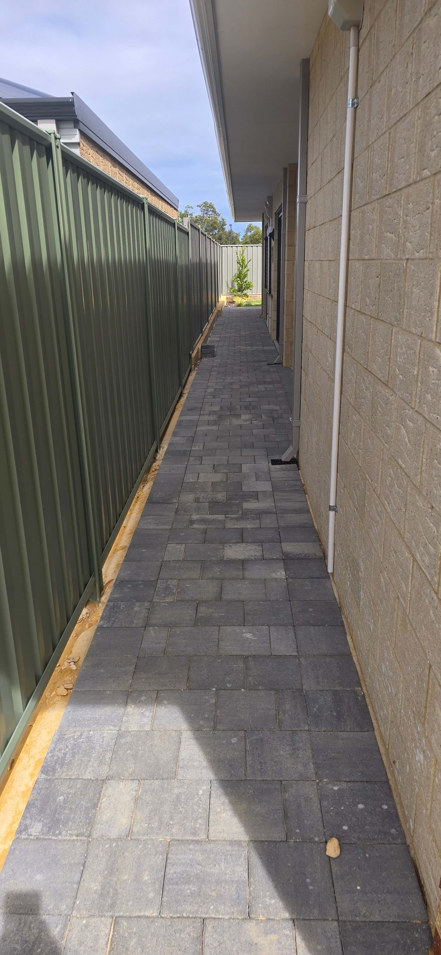 Coastal 2 Bed HPS Home - OOA Room for 24/7 Support Available - Kwinana — Home image 11