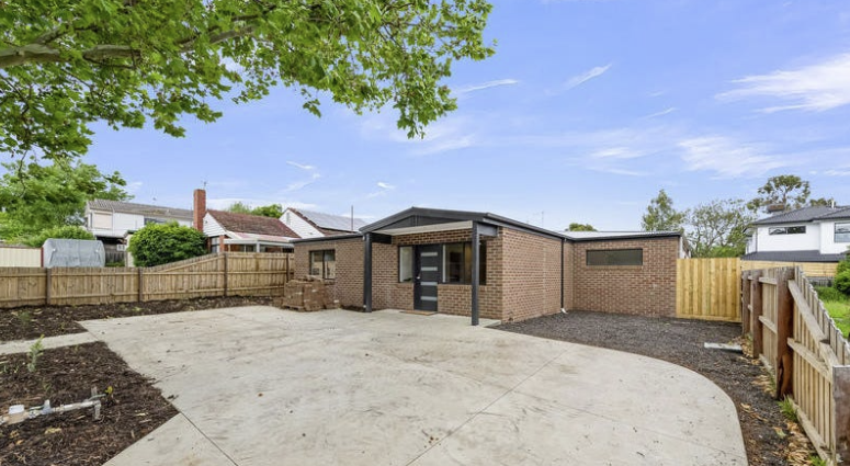 Brand-new SIL Home in Heidelberg West, VIC - Immediate Availability — Home image 6