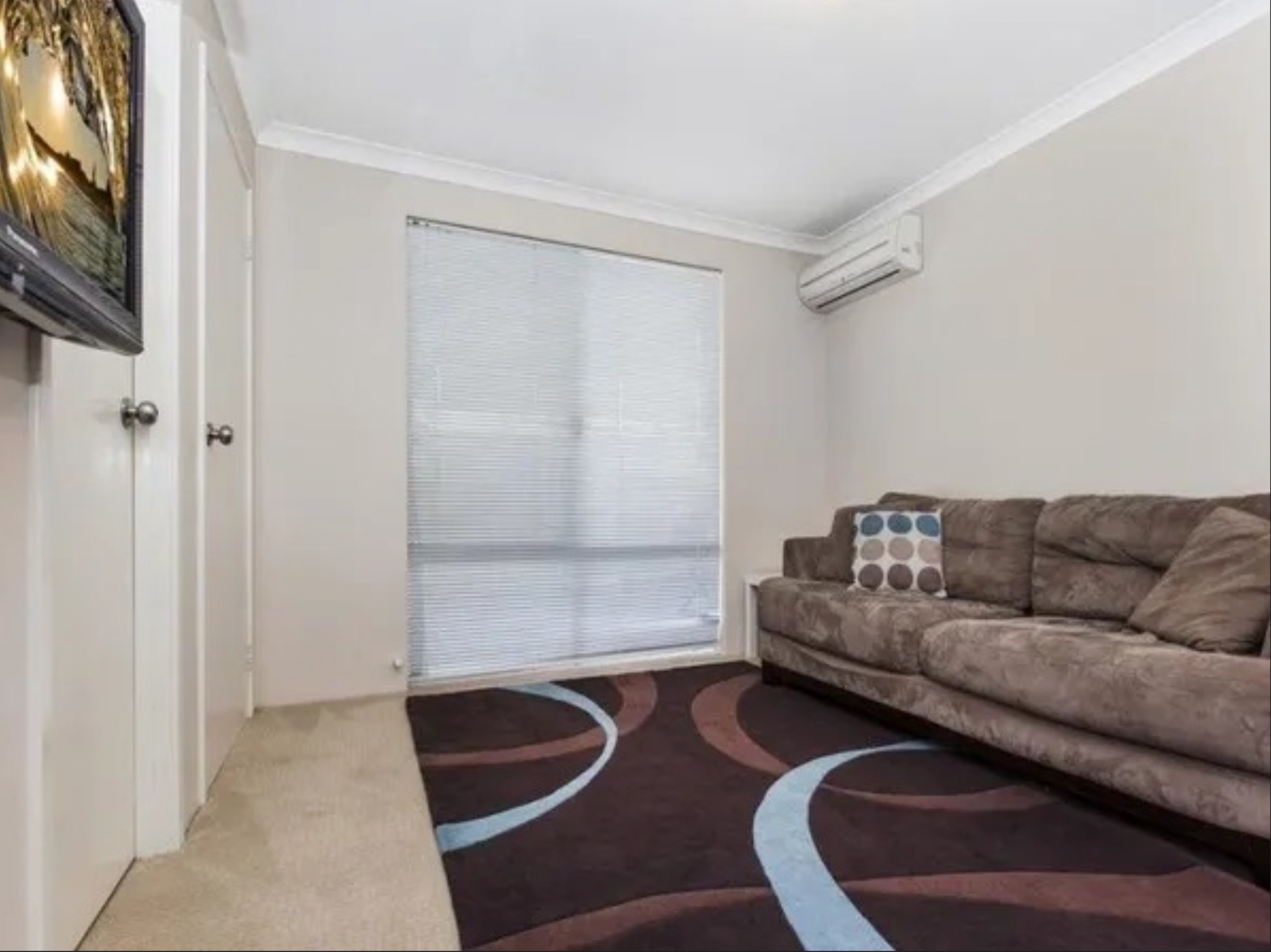 4-Bed SIL Home in Success 6164 — Home image 2