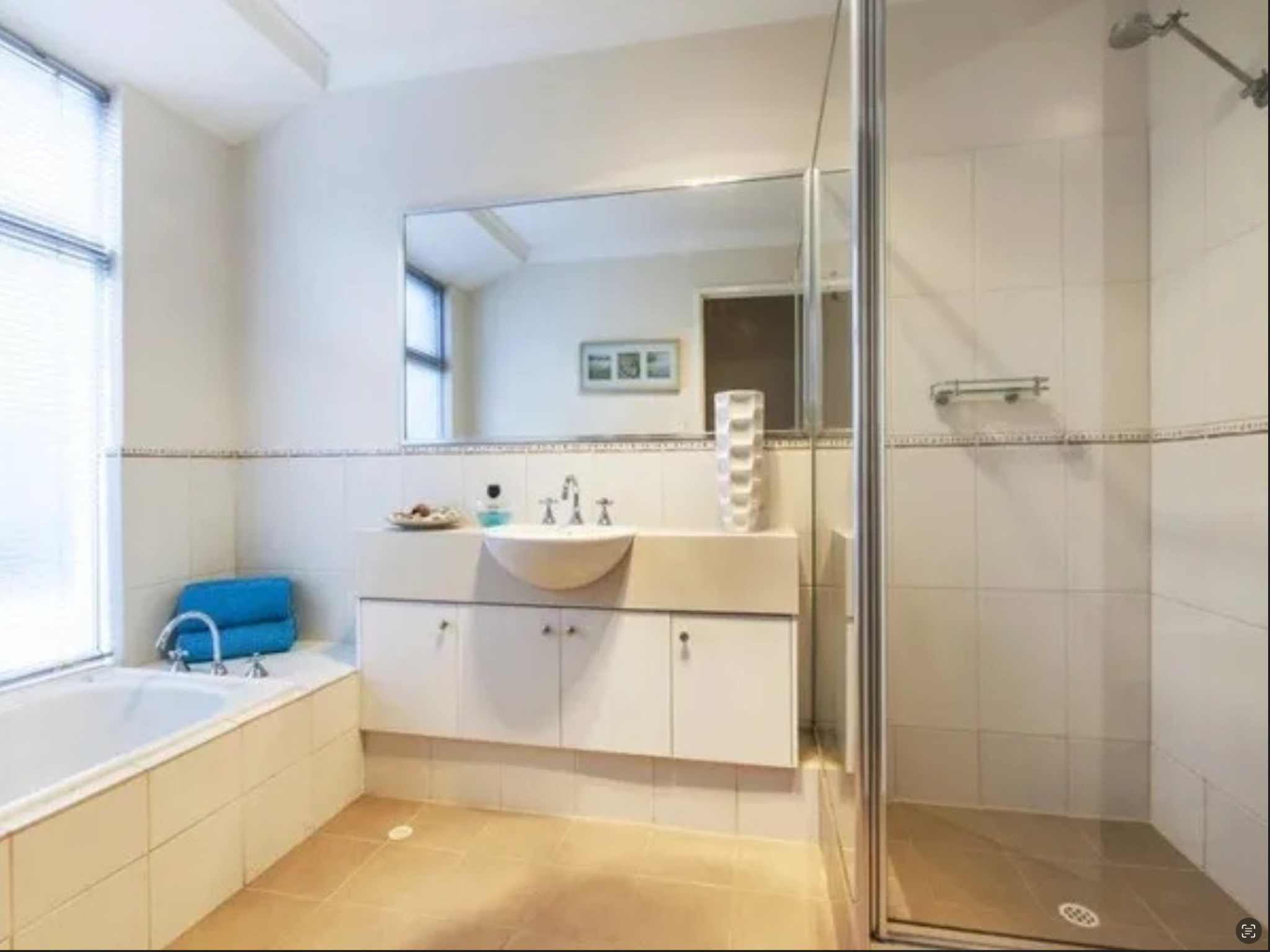 4-Bed SIL Home in Success 6164 — Home image 5