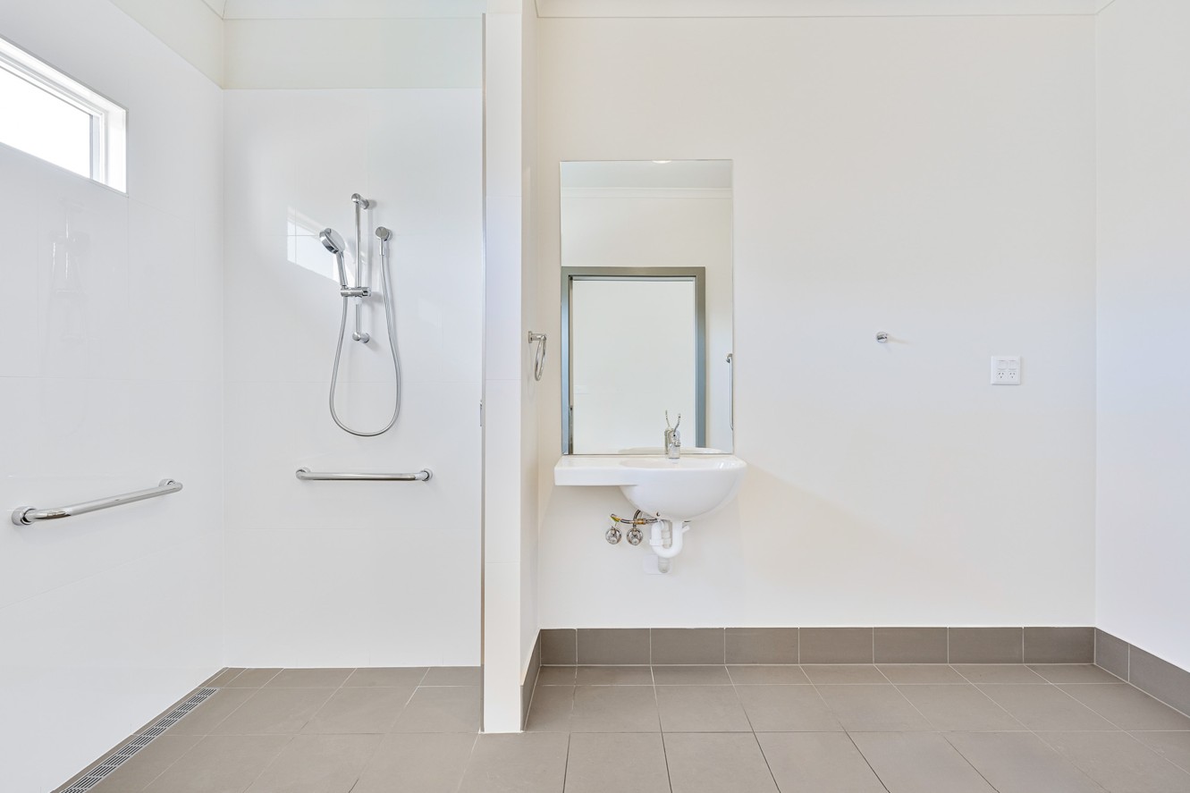 Stunning Platinum SDA Home in Thriving Evanston Community — Home image 15