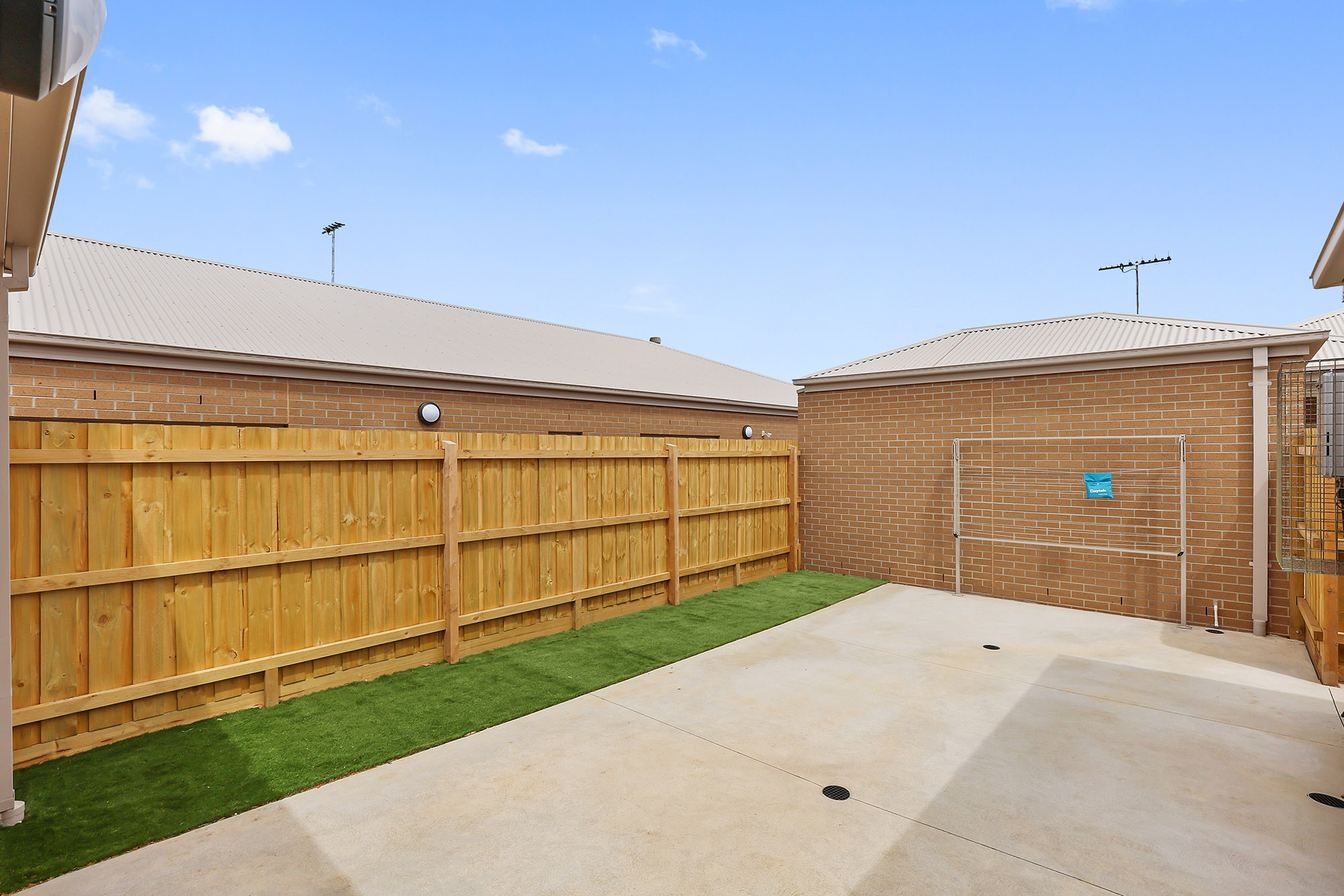 One-bedroom robust villa in Melton - just minutes to High Street! — Home image 9