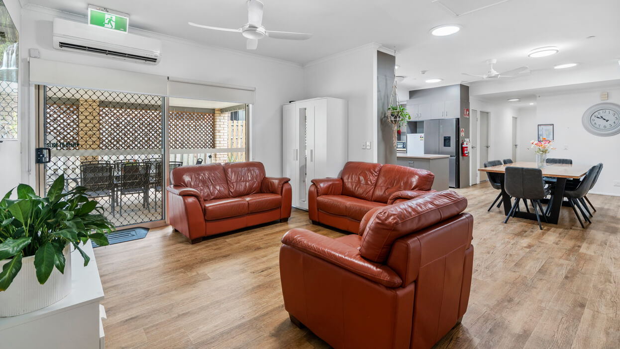 A connected and welcoming household in Coopers Plains — Home image 3