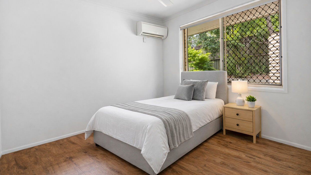 A connected and welcoming household in Coopers Plains — Home image 6