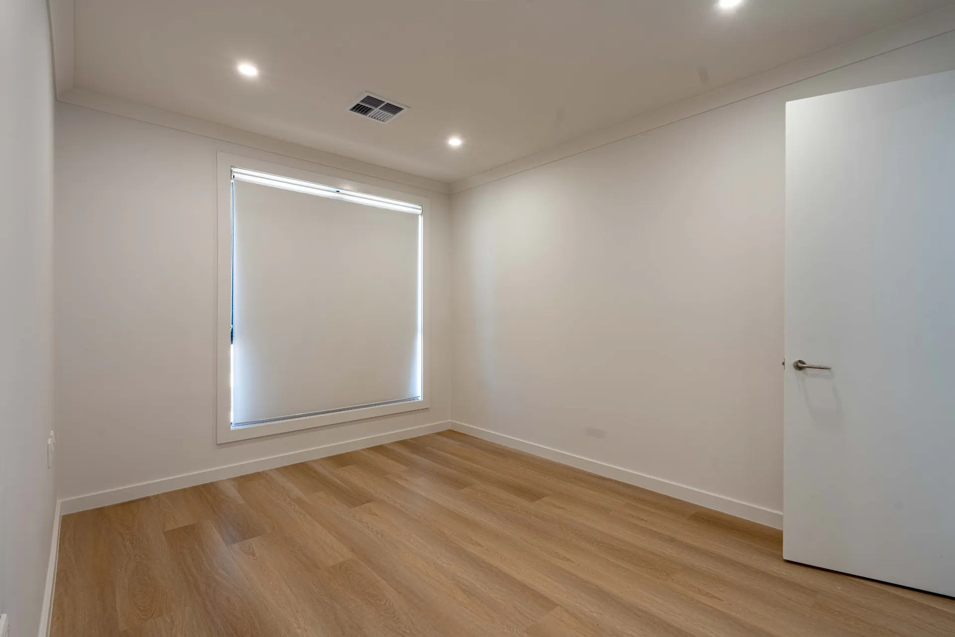 P 107 - Eime — Home image 10